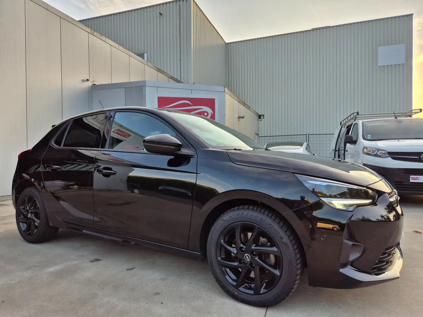 Opel Corsa 1.2 Turbo 131cv Auto-8 /GS Line/ 13.255 km! 2023! Noir - 1