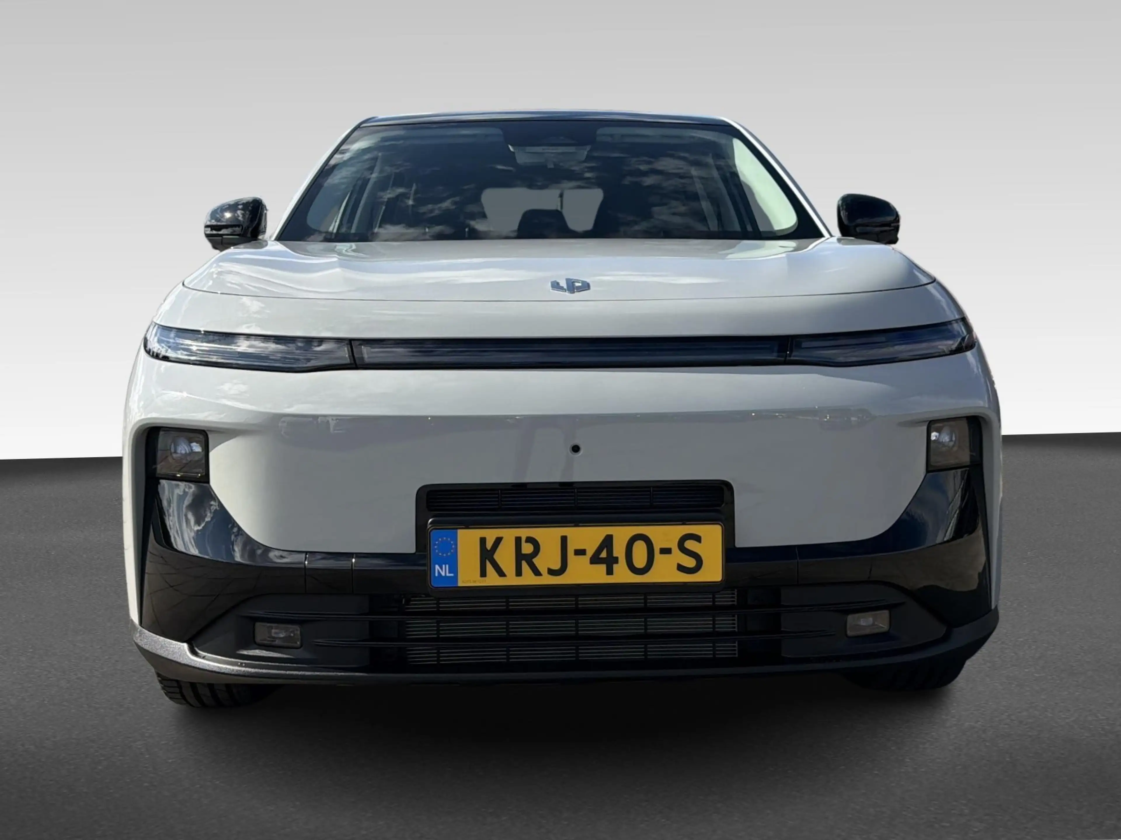 Leapmotor B10 Design Hybrid EV 18.8 kWh || 19 Inch velgen, Tundr — photo 4