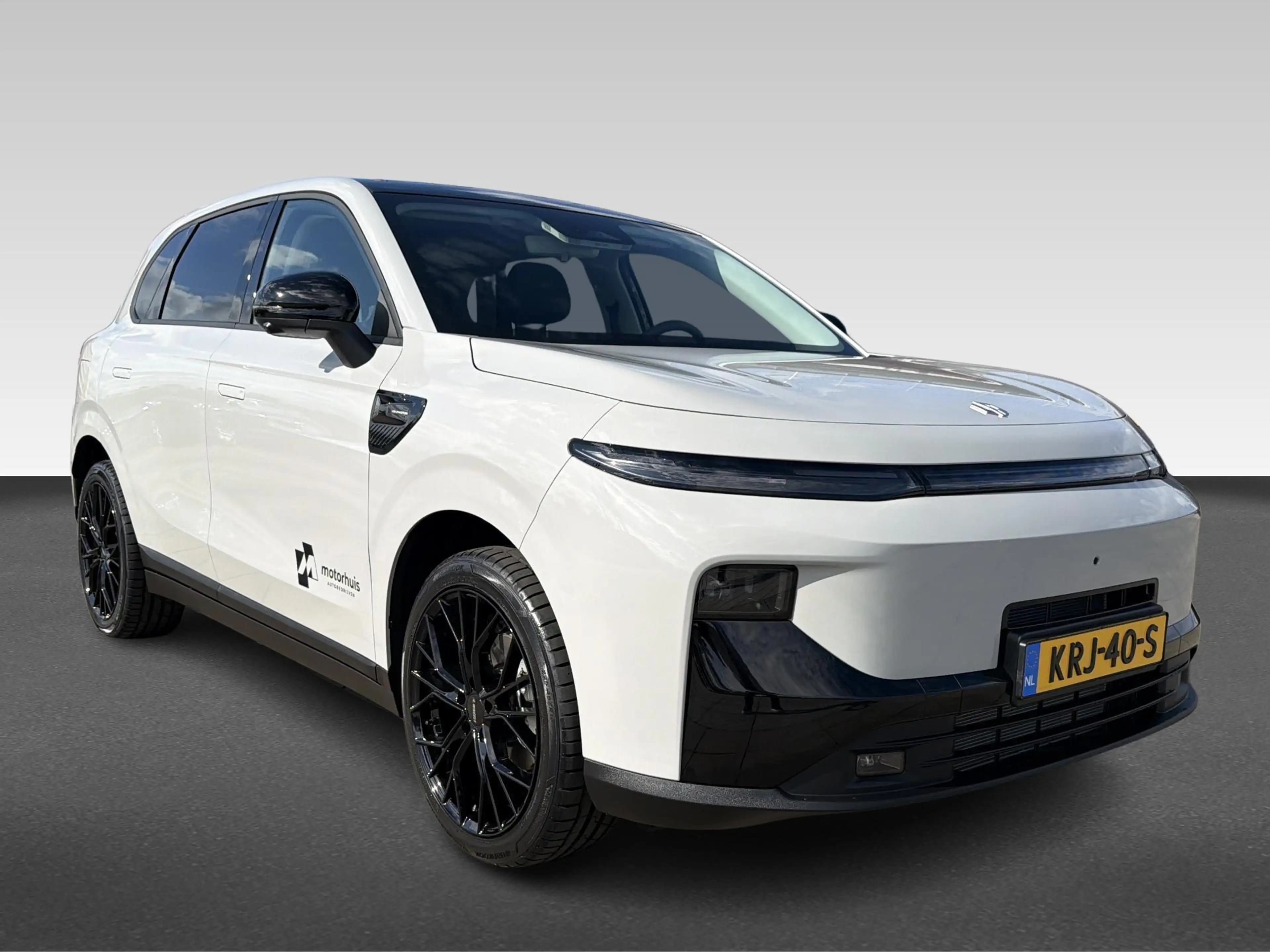 Leapmotor B10 Design Hybrid EV 18.8 kWh || 19 Inch velgen, Tundr — photo 5