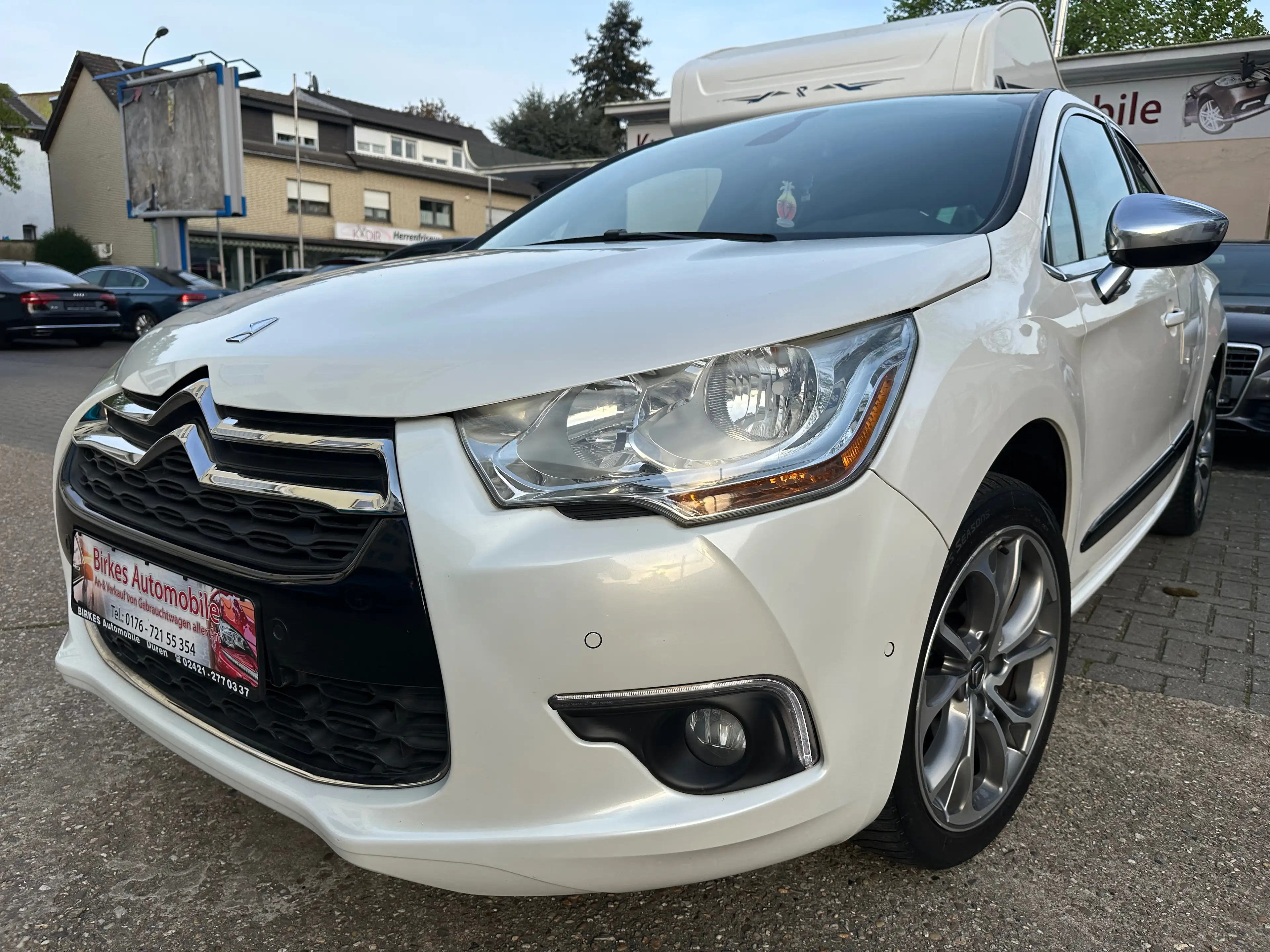 Citroen DS4 DS4 HDi 165 SportChic 1-Hand/ Totwinkel/ Navi