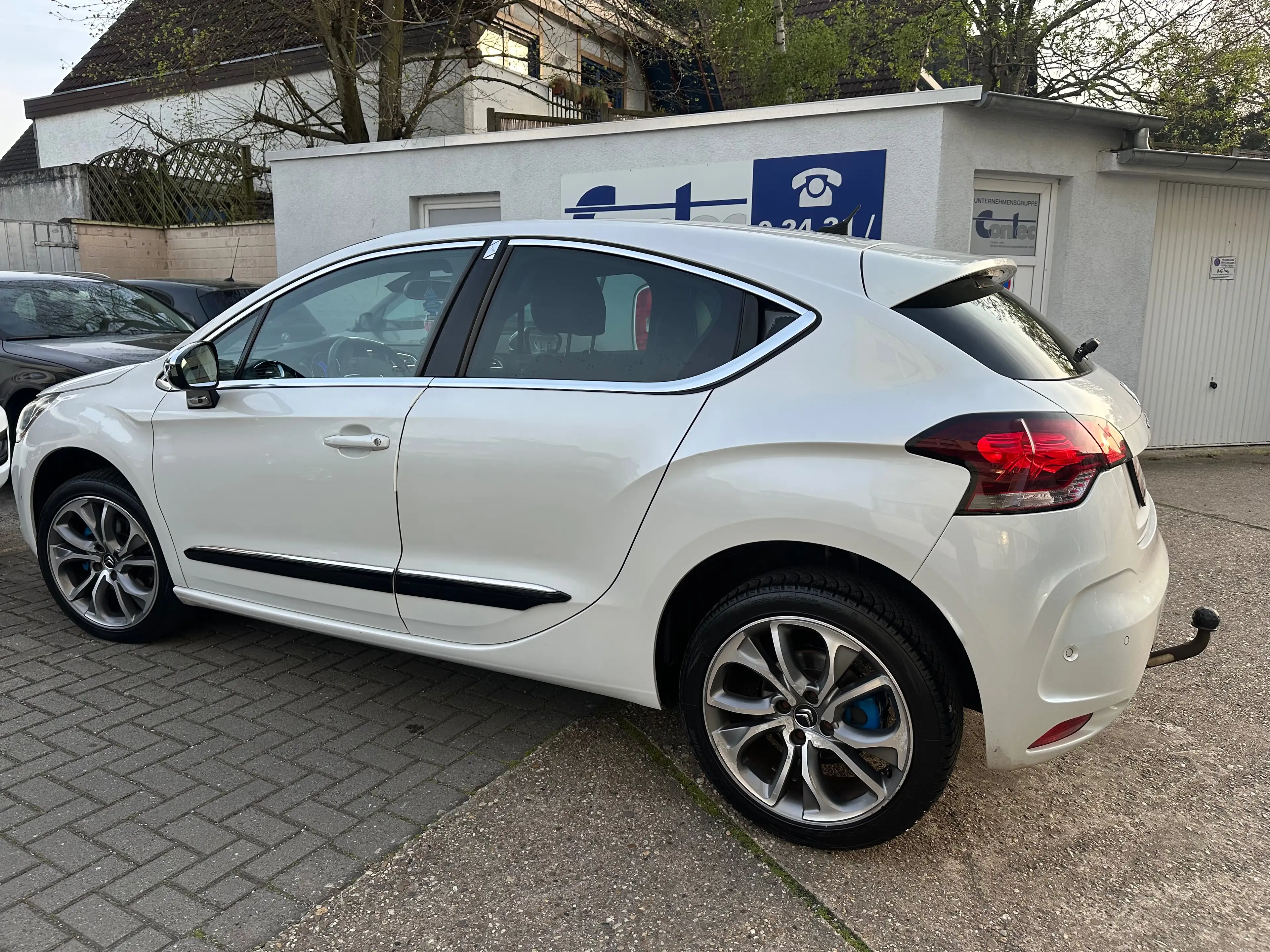 Citroen DS4 DS4 HDi 165 SportChic 1-Hand/ Totwinkel/ Navi — photo 3
