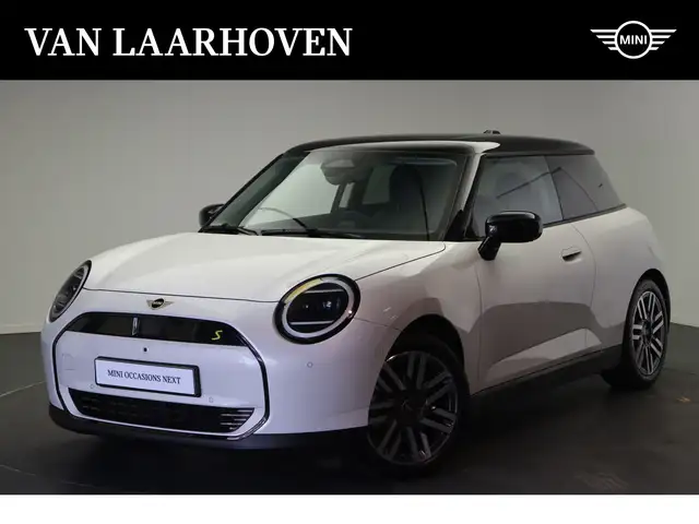 MINI Cooper SE Hatchback / Classic / Pakket XL / 17 inch Parallel