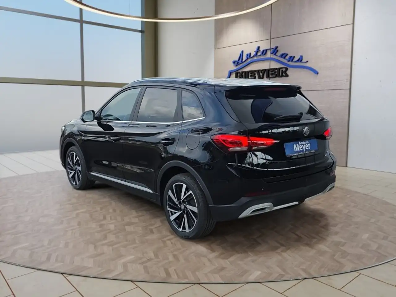 MG ZS Luxury 1,5 Hybrid+ 197PS Pano/18*Alu/LED/Navi/Lede, миниатюра 3