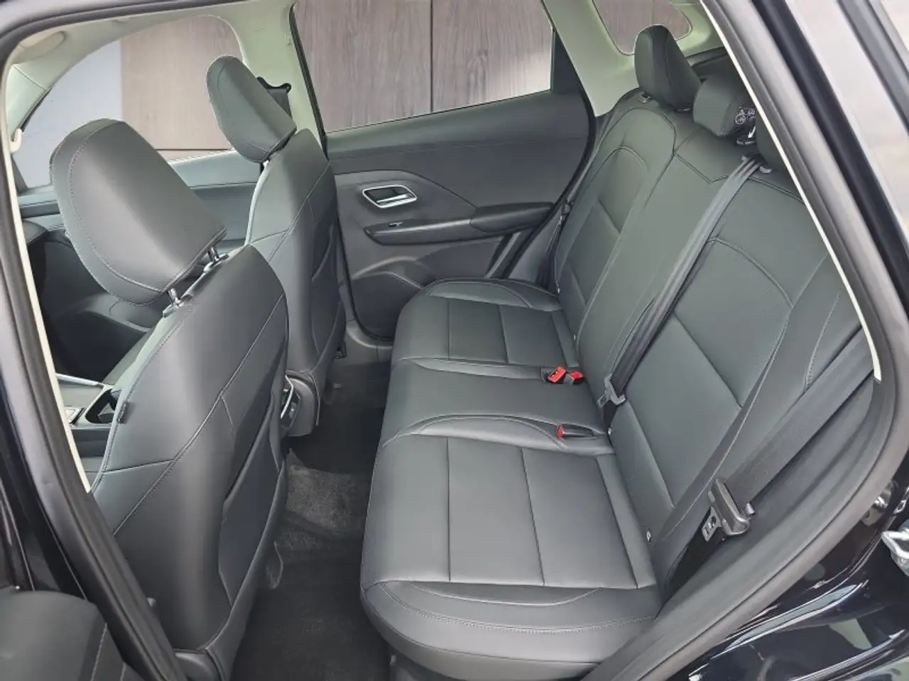MG ZS Luxury 1,5 Hybrid+ 197PS Pano/18*Alu/LED/Navi/Lede, миниатюра 14