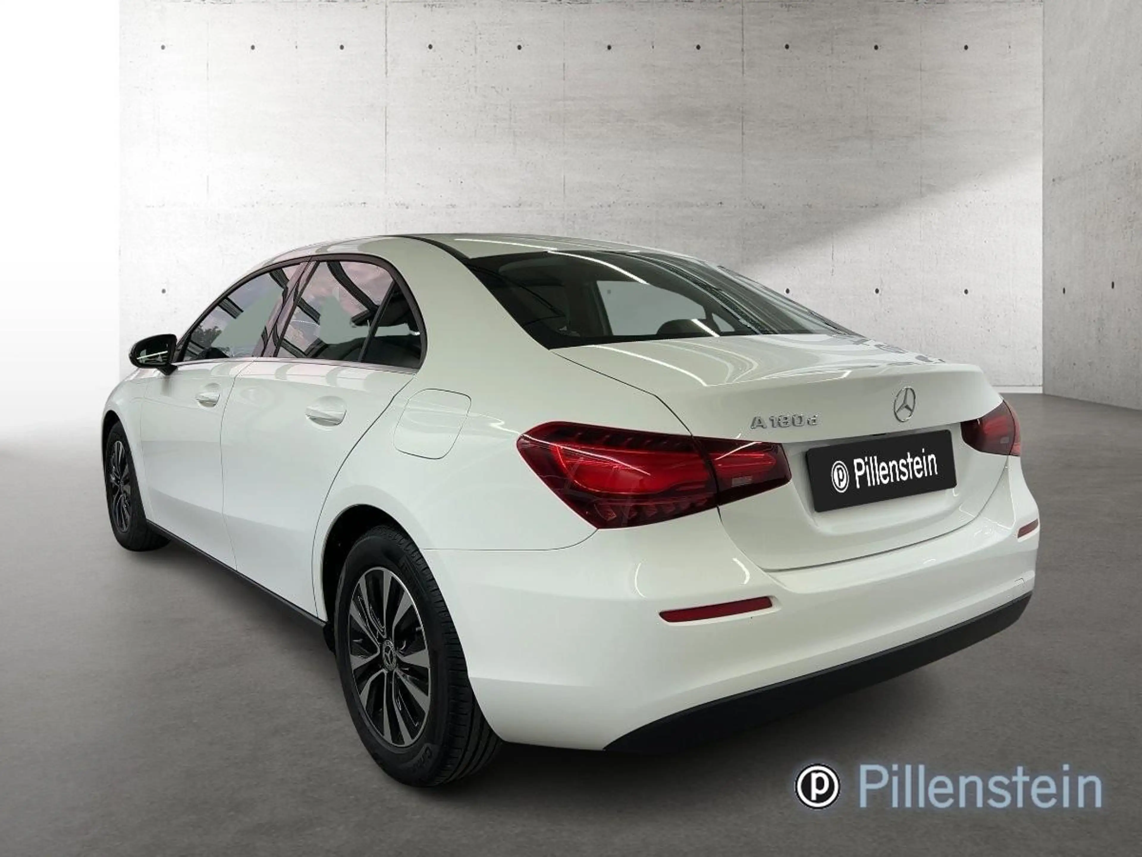 Mercedes-Benz A 180 d LIMO NAVI+DIGI+ARTICO+KAM+TEMP — photo 3