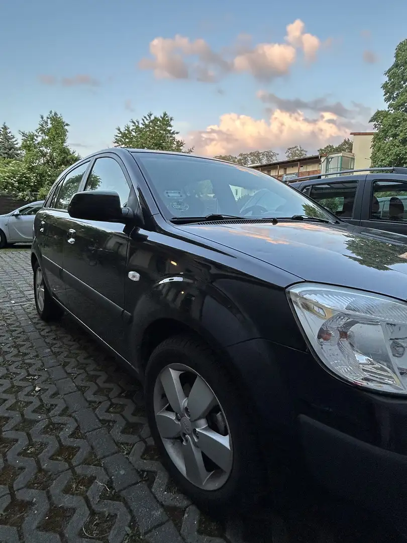 Kia Rio 1.4 16V TÜV NEU BIS 02/2027 - 2