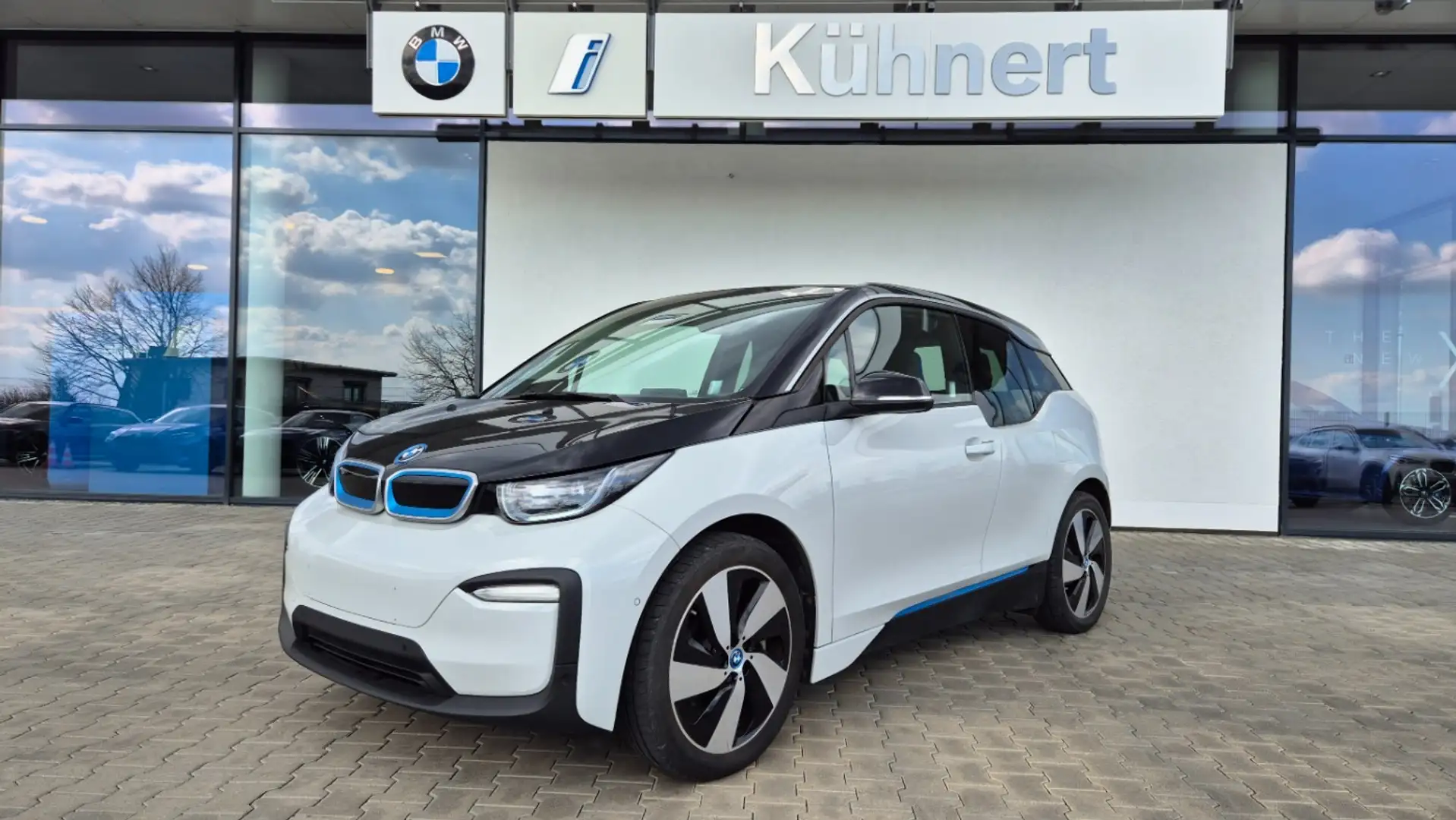 BMW i3 120 Navi ParkAss RFK PDC Weiß - 1