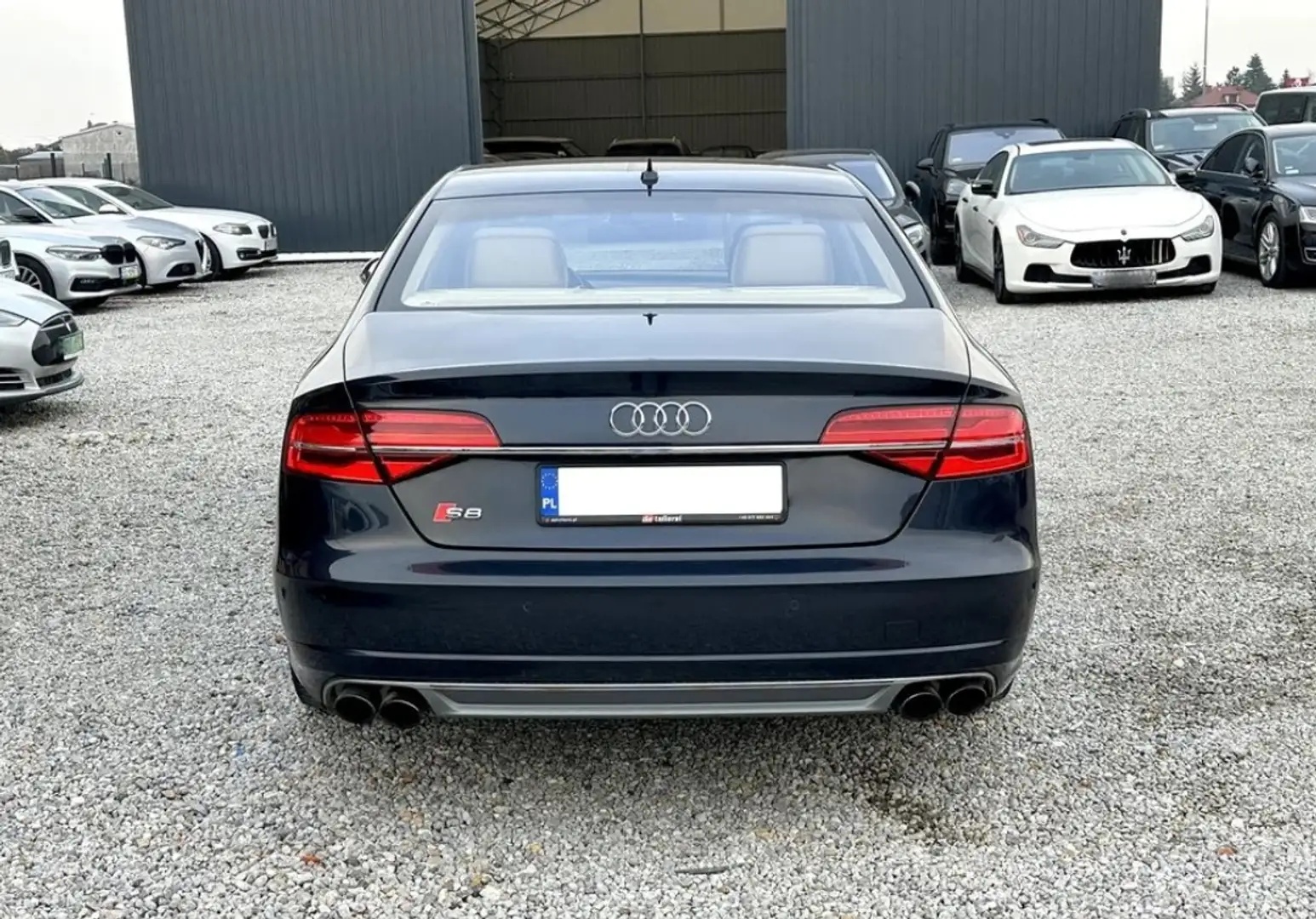 Audi S8 Schwarz - 2