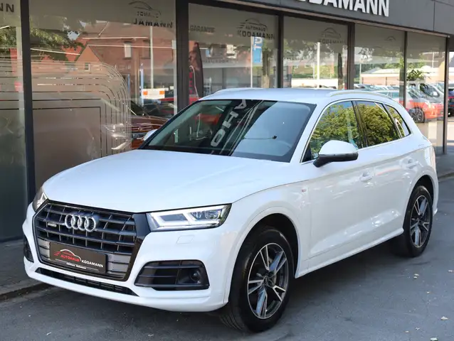 Audi Q5 view 6