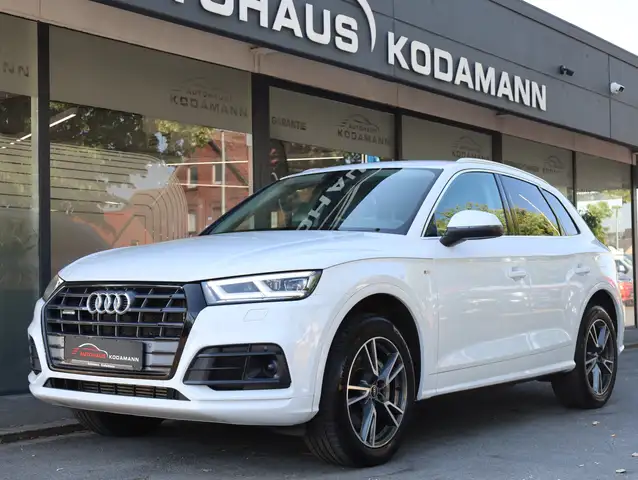 Audi Q5 view 7