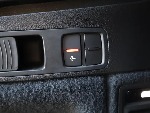 Audi Q5 view 14