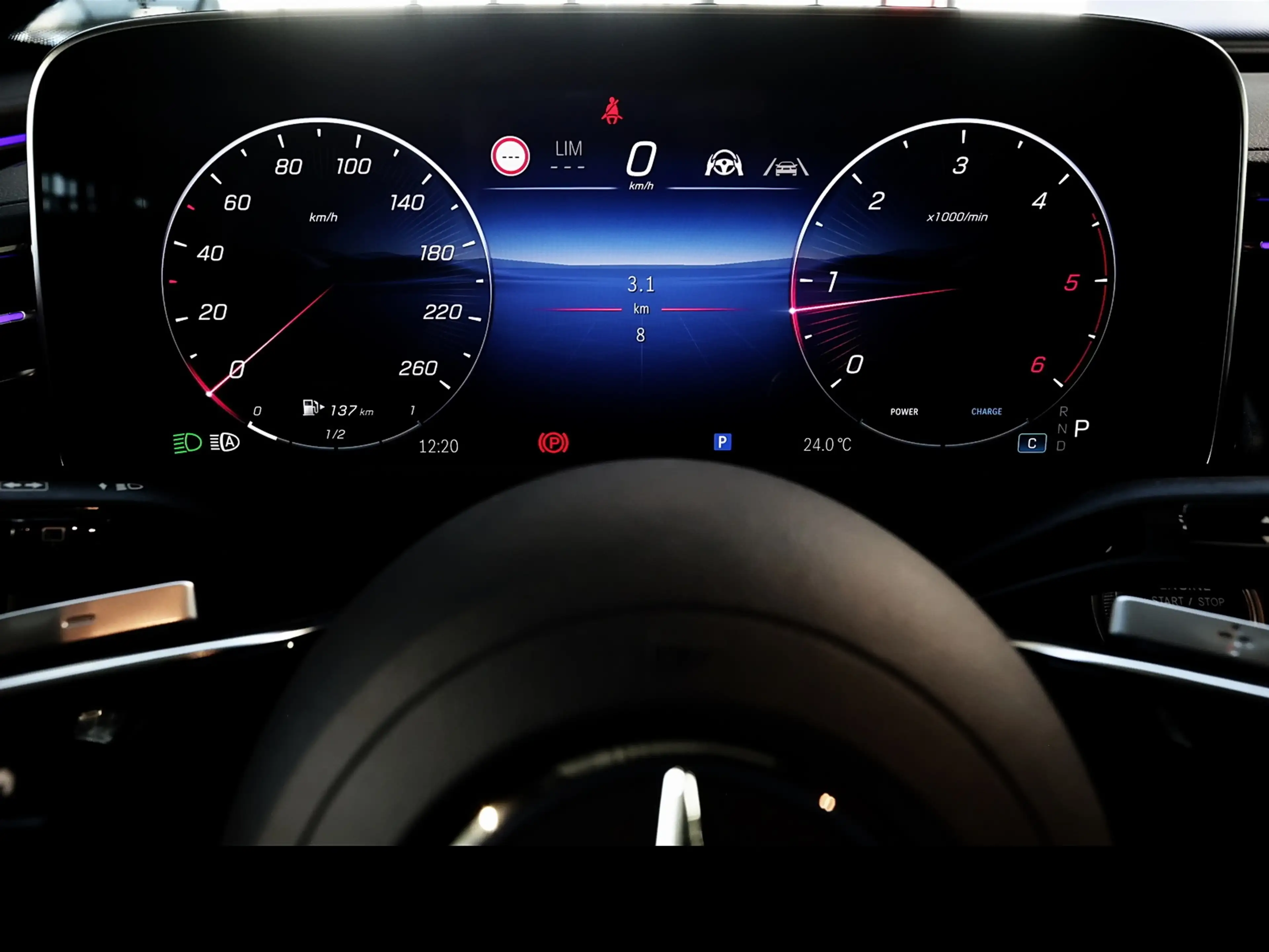 Mercedes-Benz E 220 d T Avantgarde Night-ED Standhz.+AHK+HUD — photo 13