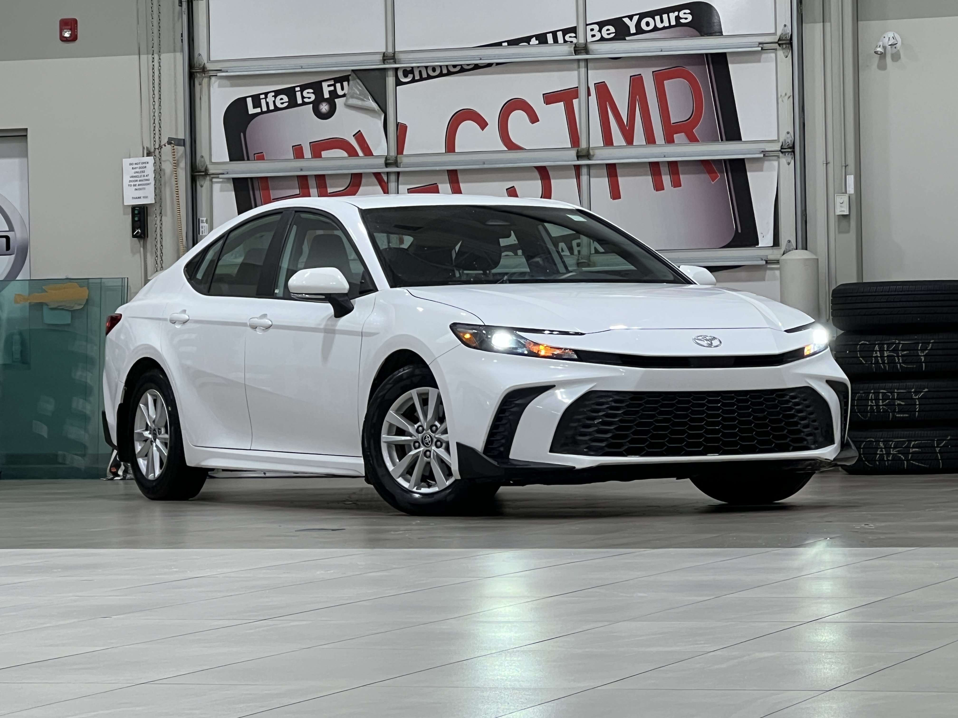 2025 Toyota Camry Sedan
