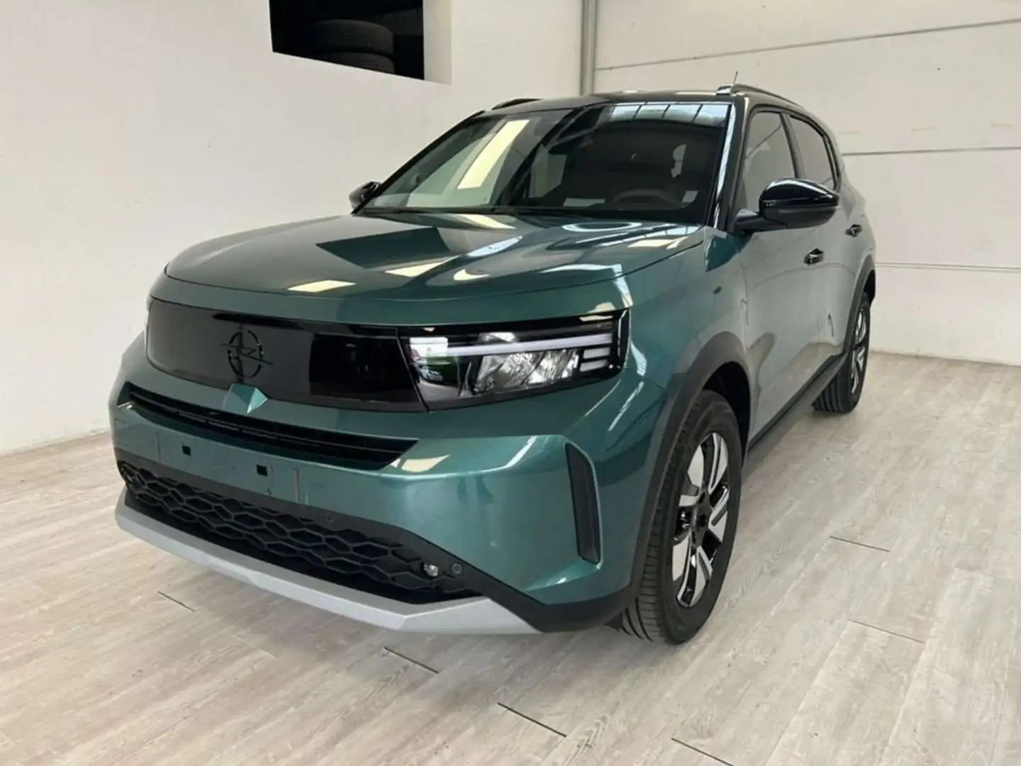 Opel Frontera Hybrid 145 CV EDCT GS Grün - 1