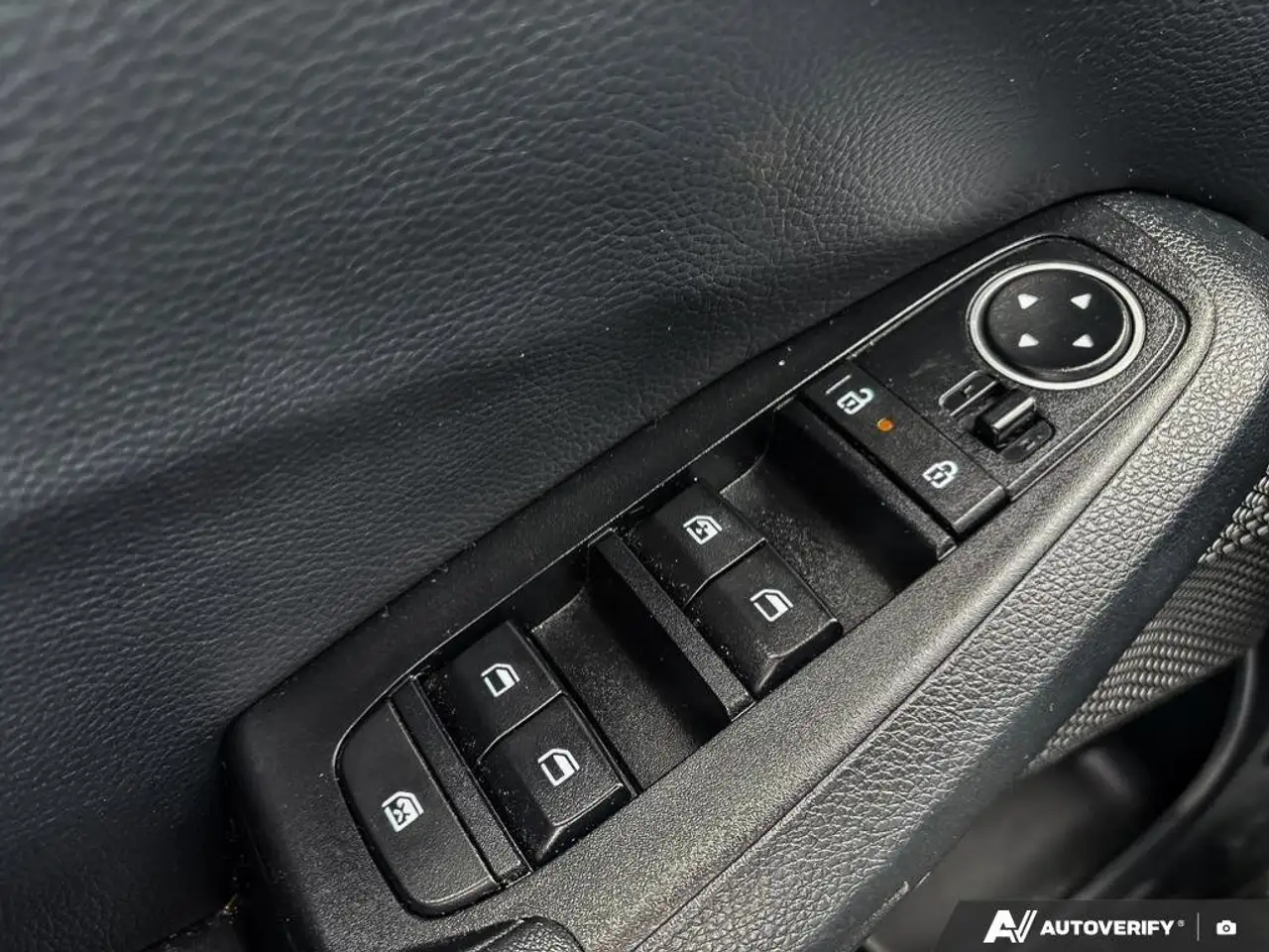 Kia Seltos снимка Kia Seltos