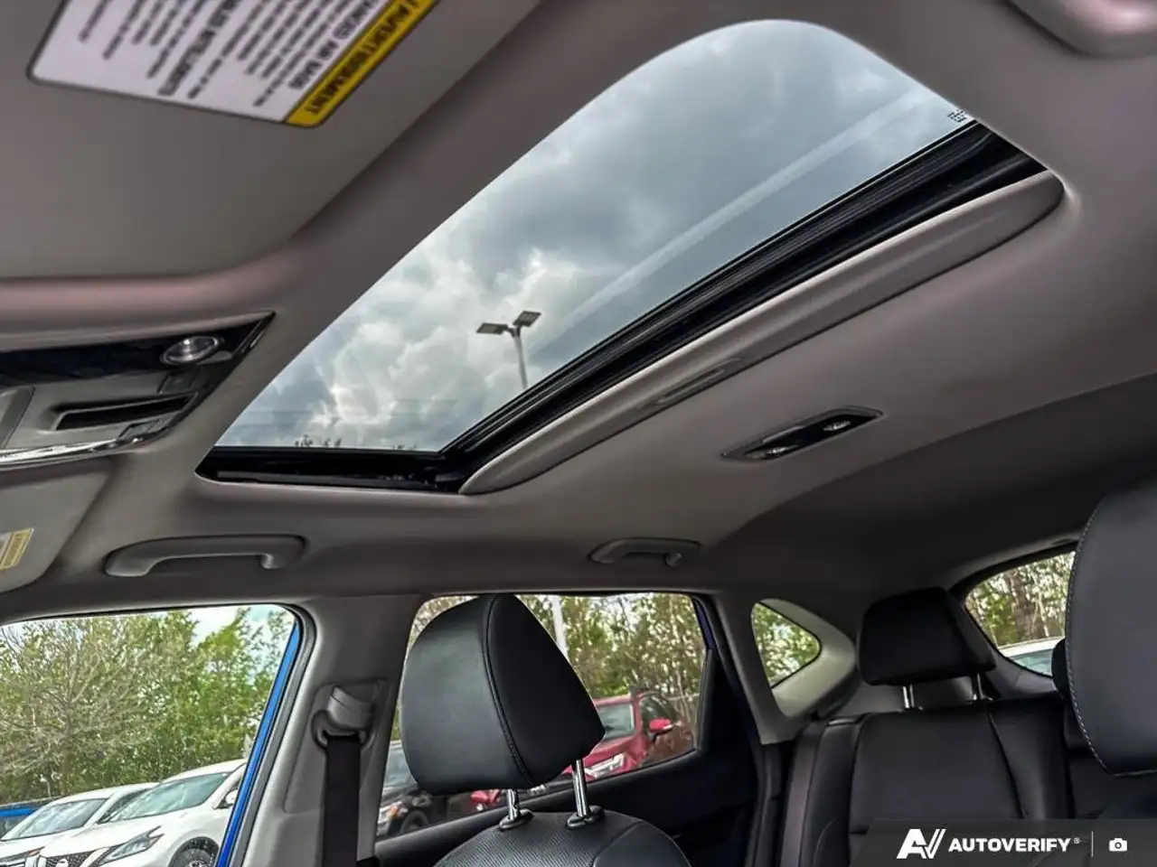 Kia Seltos снимка Kia Seltos