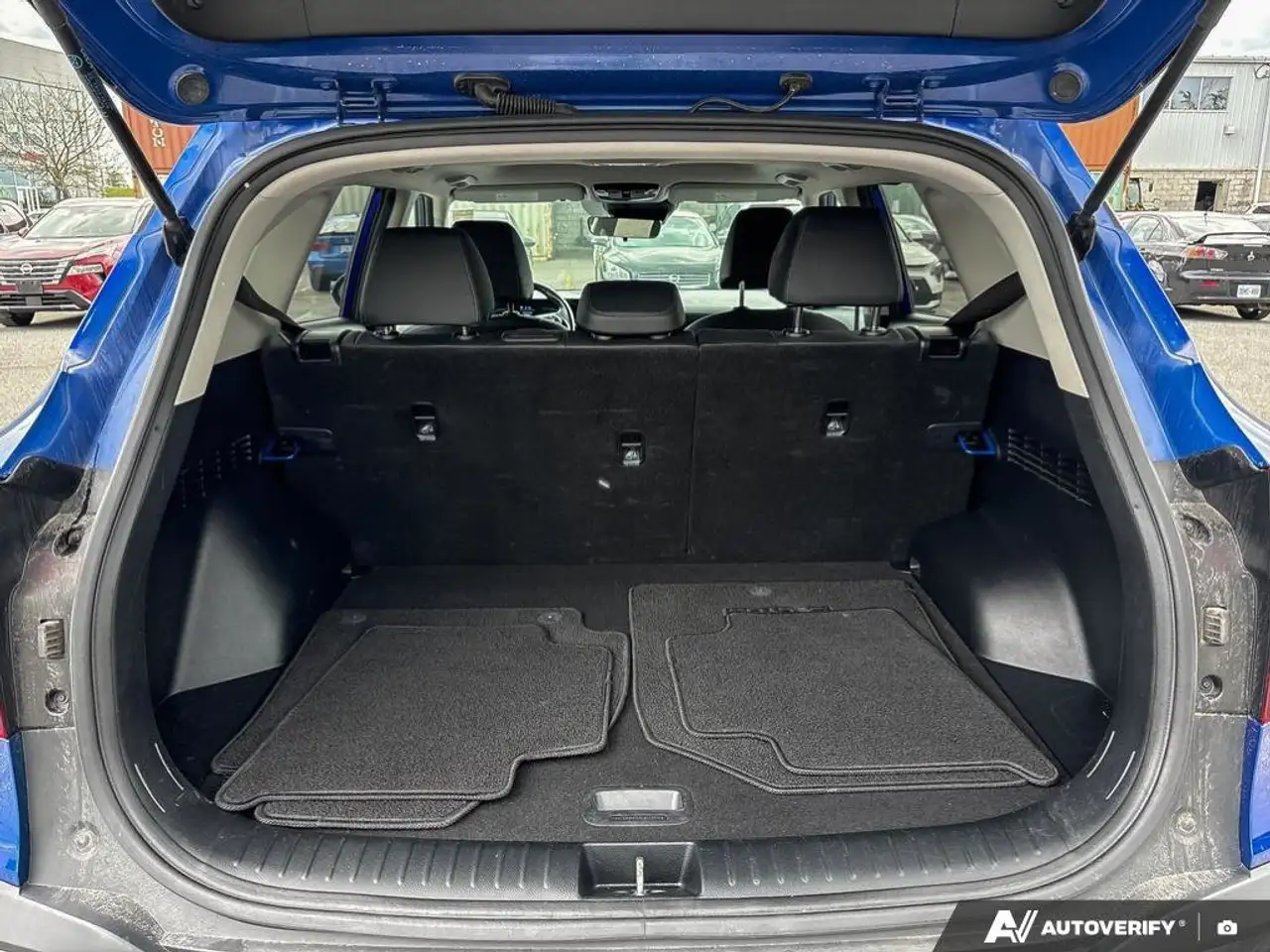 Kia Seltos снимка Kia Seltos