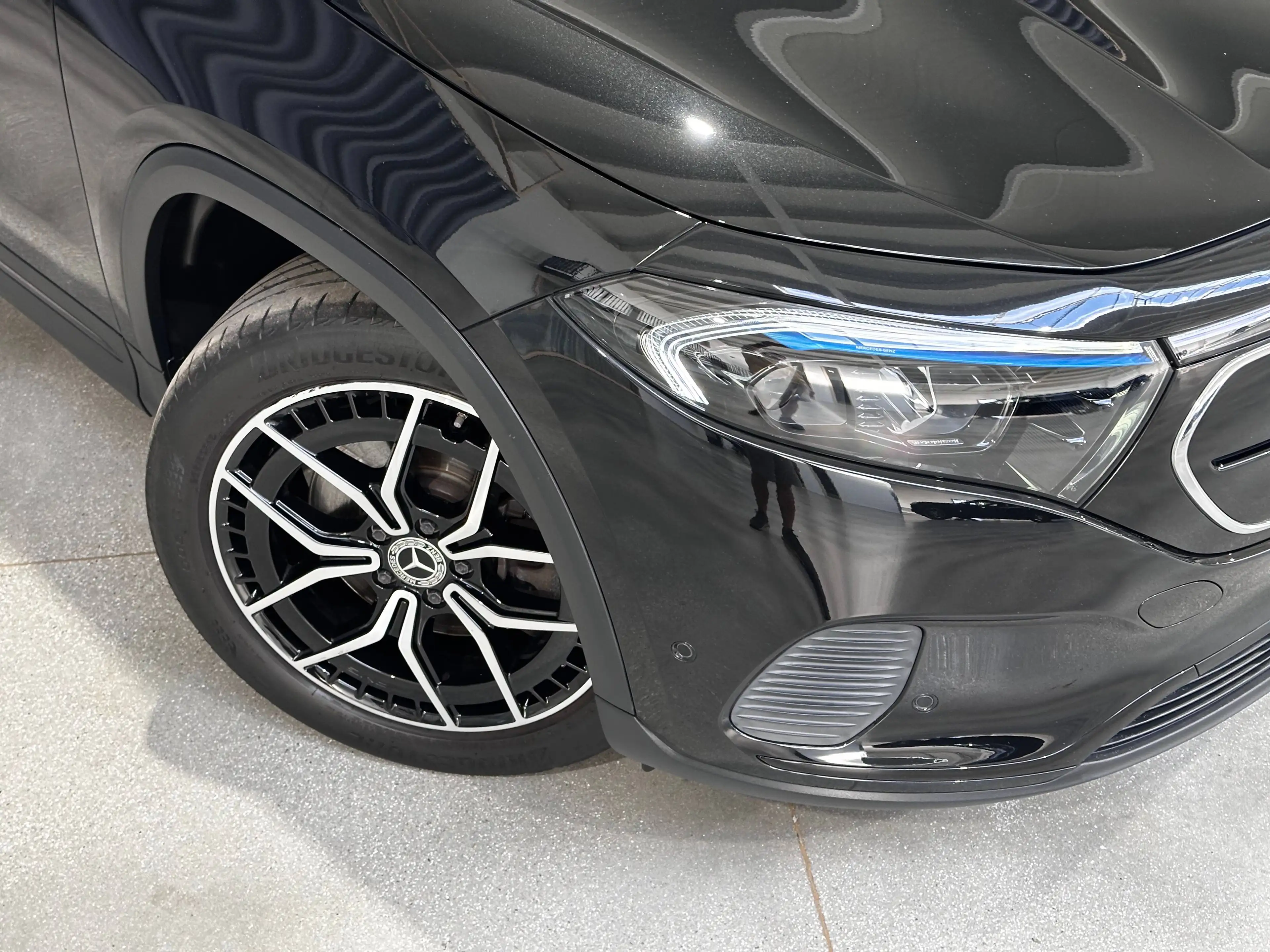 Mercedes-Benz EQA 350 *LEDER*DISTRONIC*HUD*TREKHAAK*360'CAMERA*19"AMG VELGEN*MBUX NAVI PLUS*NIGHTPAKKET*MEMORY* — photo 7