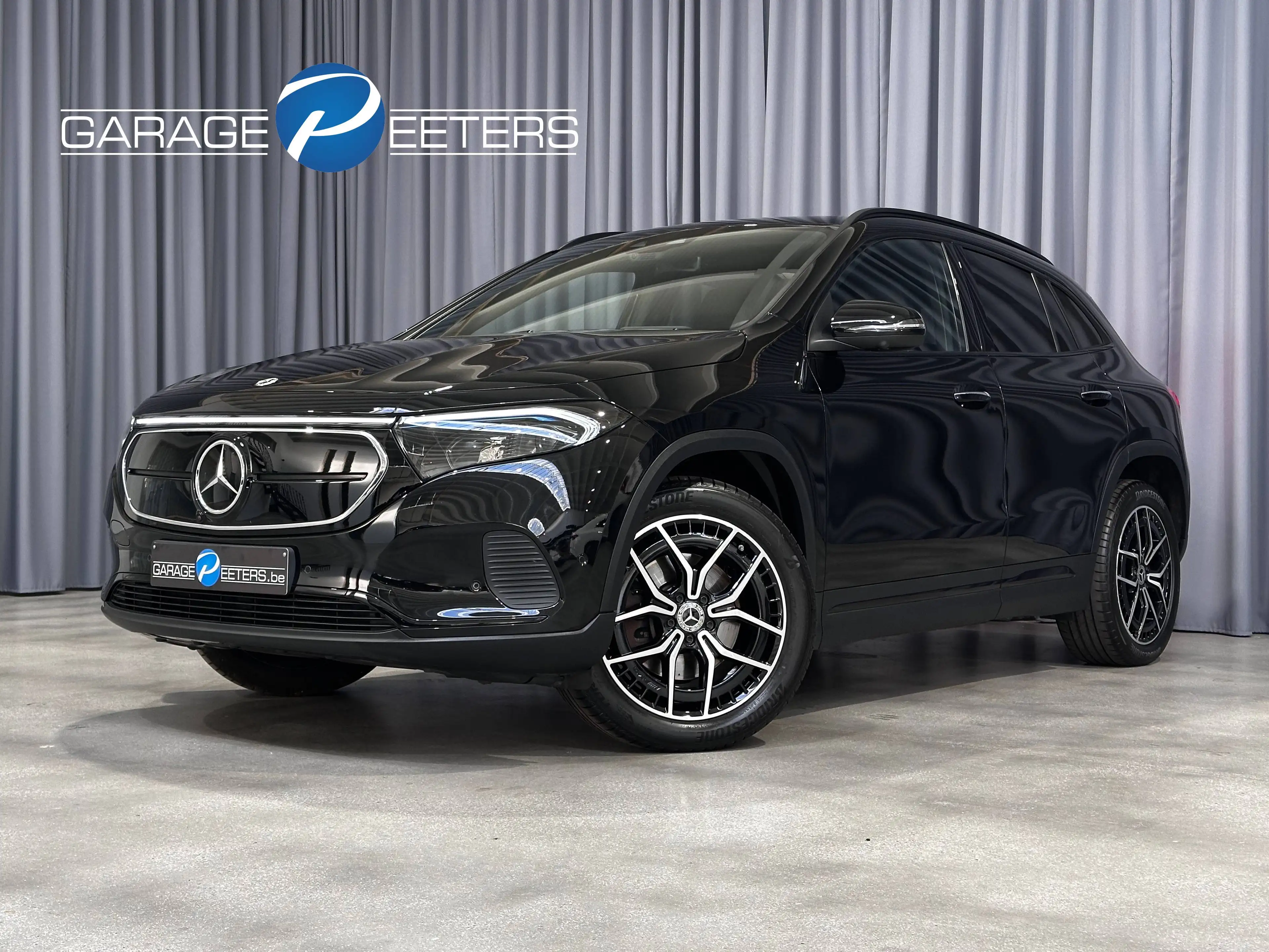Mercedes-Benz EQA 350 *LEDER*DISTRONIC*HUD*TREKHAAK*360'CAMERA*19"AMG VELGEN*MBUX NAVI PLUS*NIGHTPAKKET*MEMORY*