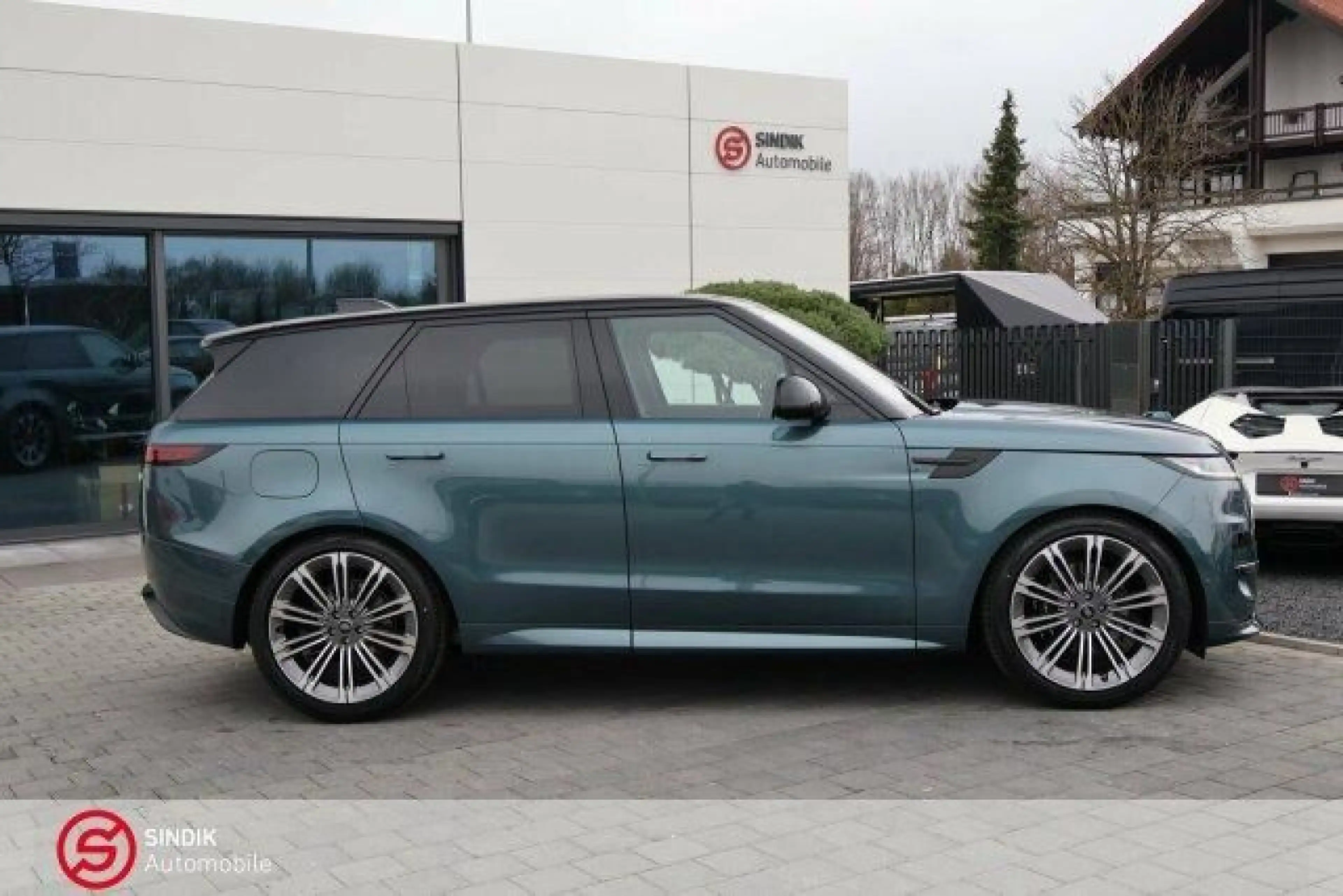 Land Rover Range Rover Sport D350 Autobiography-Pano-StdHzg — photo 11