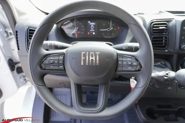 Fiat Ducato MAXI L4 Kofferaufbau mit Laderampe & Anhängevorrichtung  350 Ansicht 13