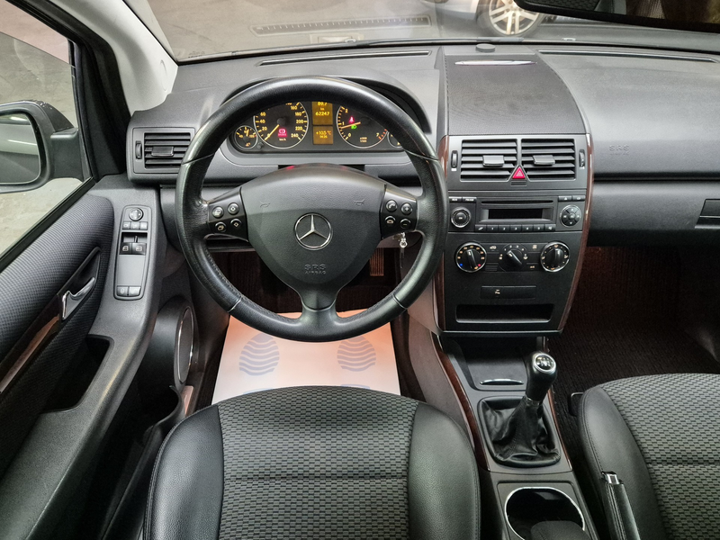 Mercedes-Benz A 150 A 150 Elegance - Superbe état ! - Garantie — photo 10