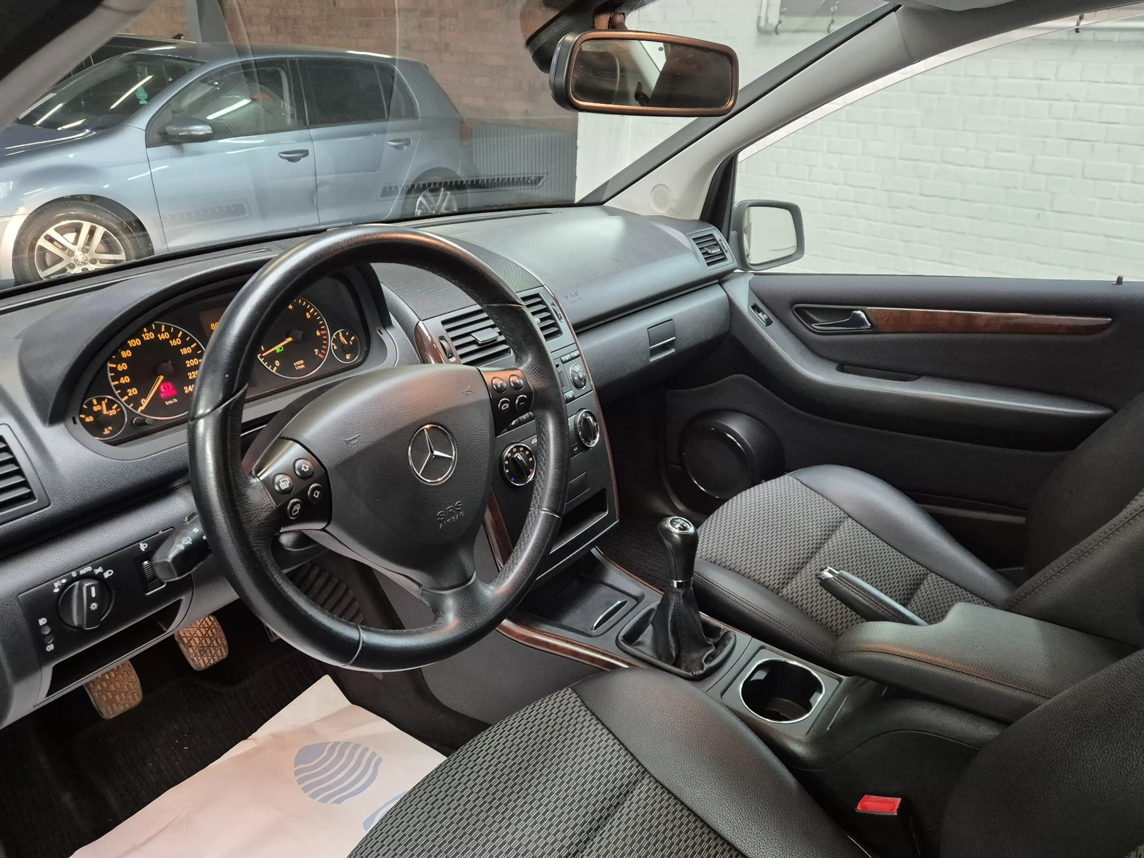 Mercedes-Benz A 150 A 150 Elegance - Superbe état ! - Garantie — photo 8