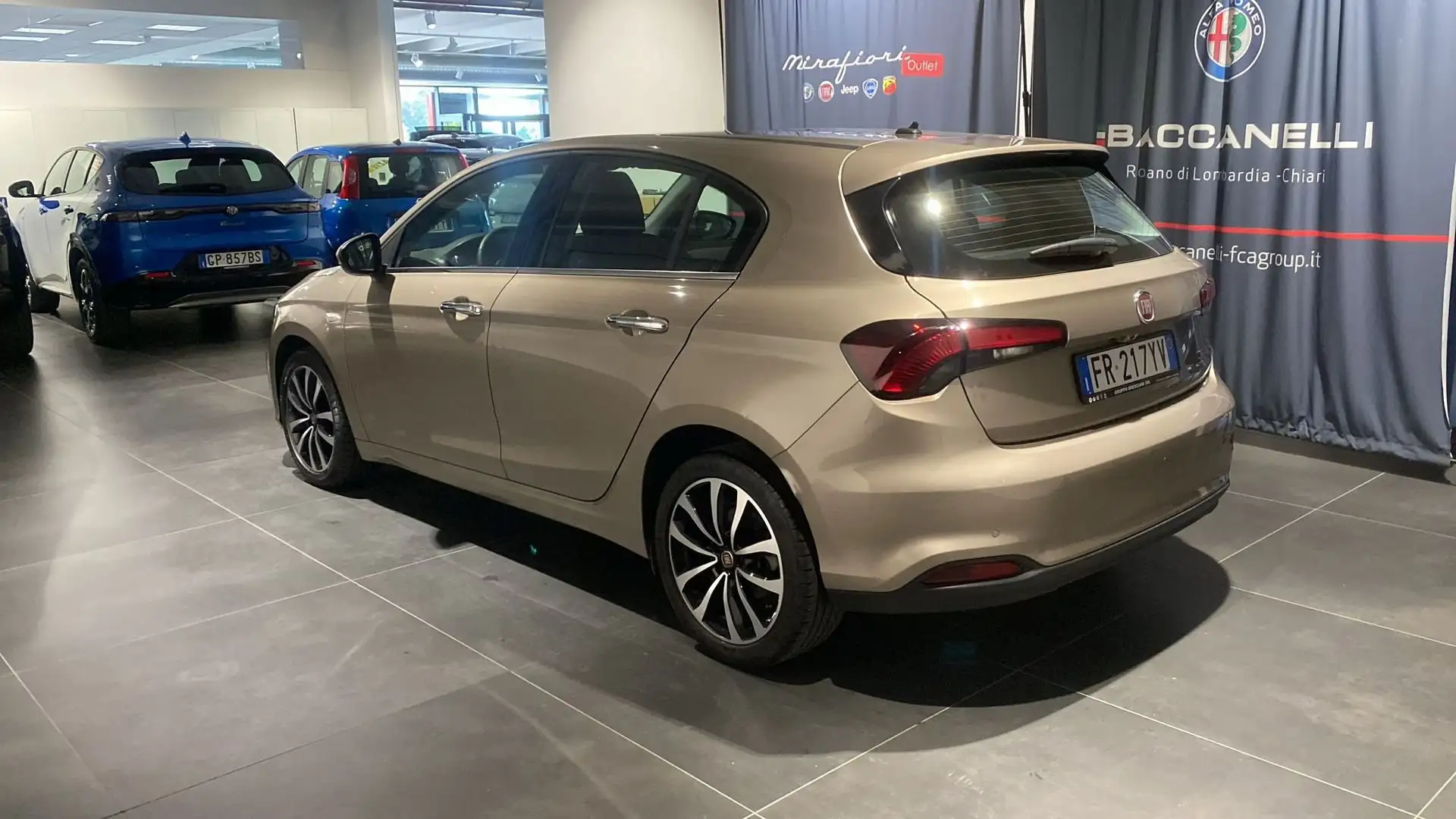 Fiat Tipo 1.4 T-Jet 120 CV GPL 5 porte Lounge Сірий - 2