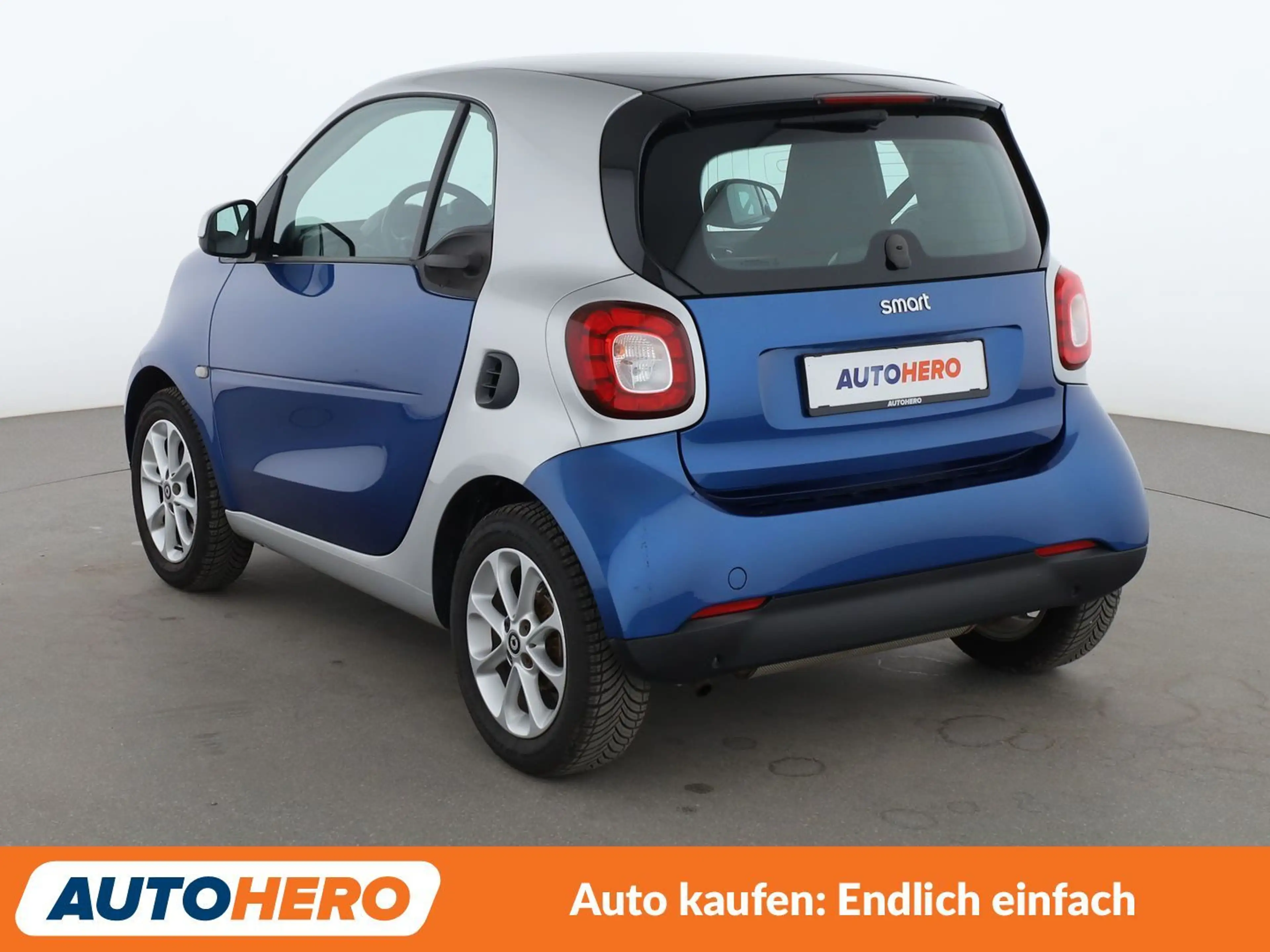 smart forTwo 1.0 passion Aut.*TEMPO*SHZ*ALU*KLIMA* — photo 4