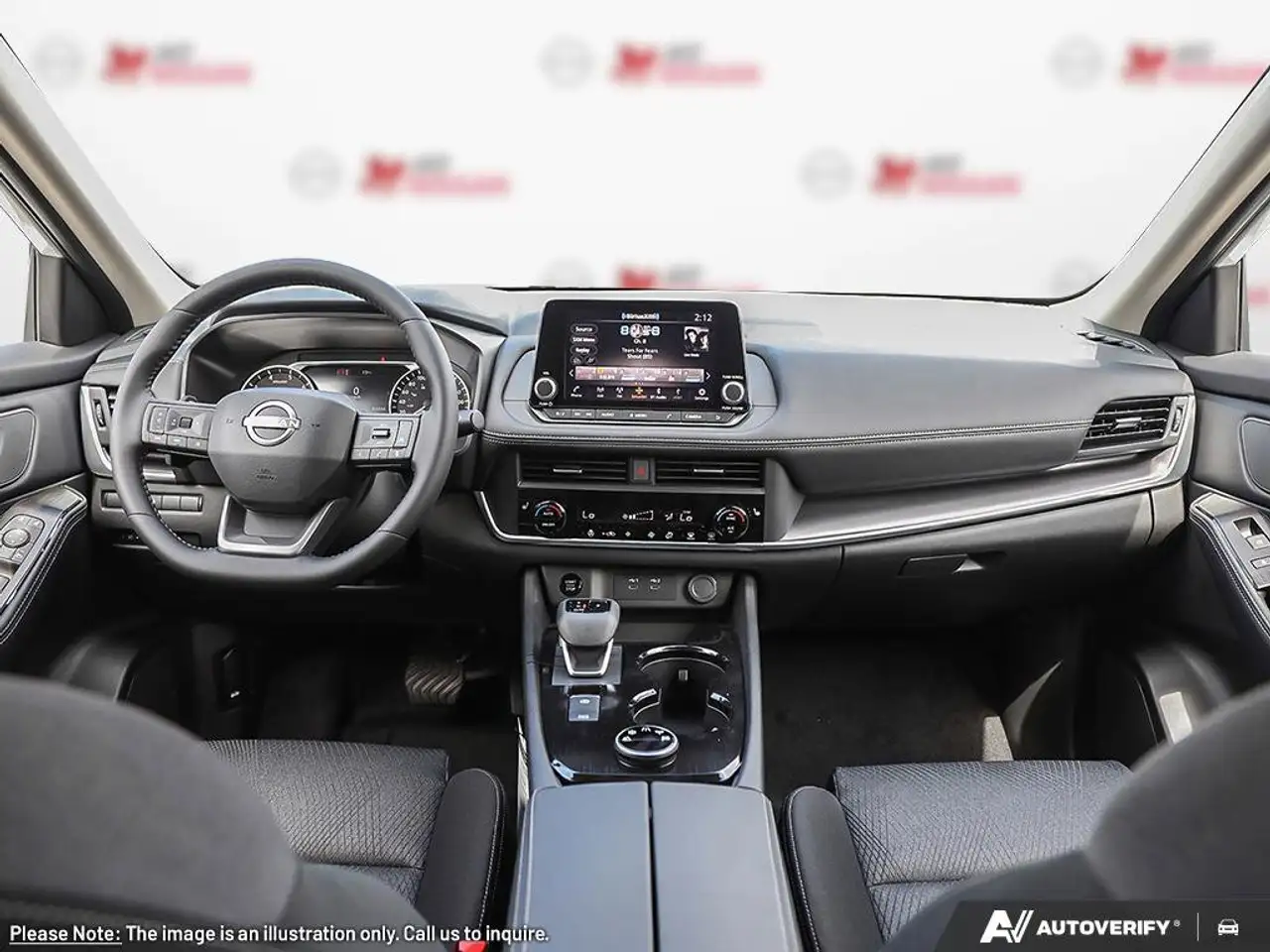 Nissan Rogue снимка Nissan Rogue