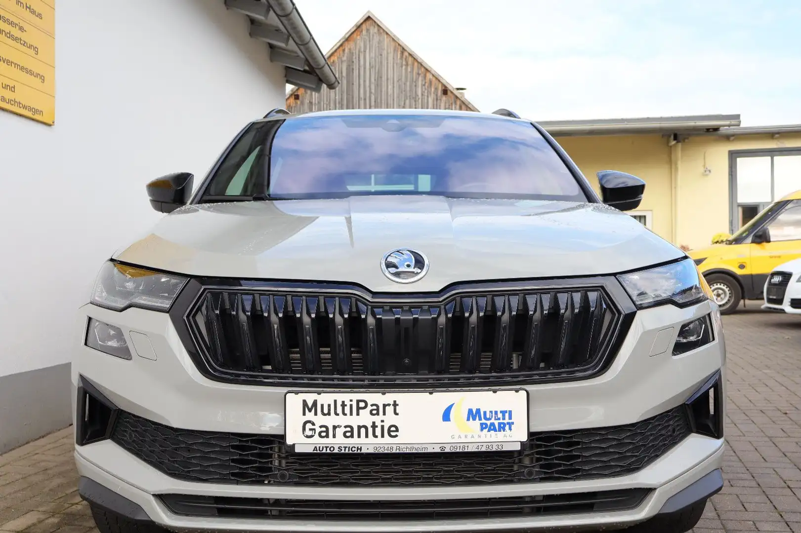 Skoda Karoq Sportline 4x4 Matrix/AHK/ACC... Grau - 2