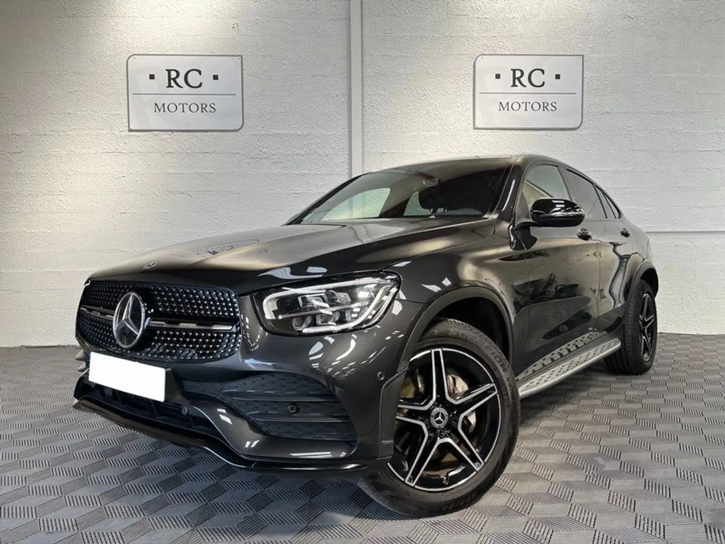 Mercedes-Benz GLC 300 GLC 300 e EQ POWER 9G-Tronic 4Matic AMG Line Gris - 1