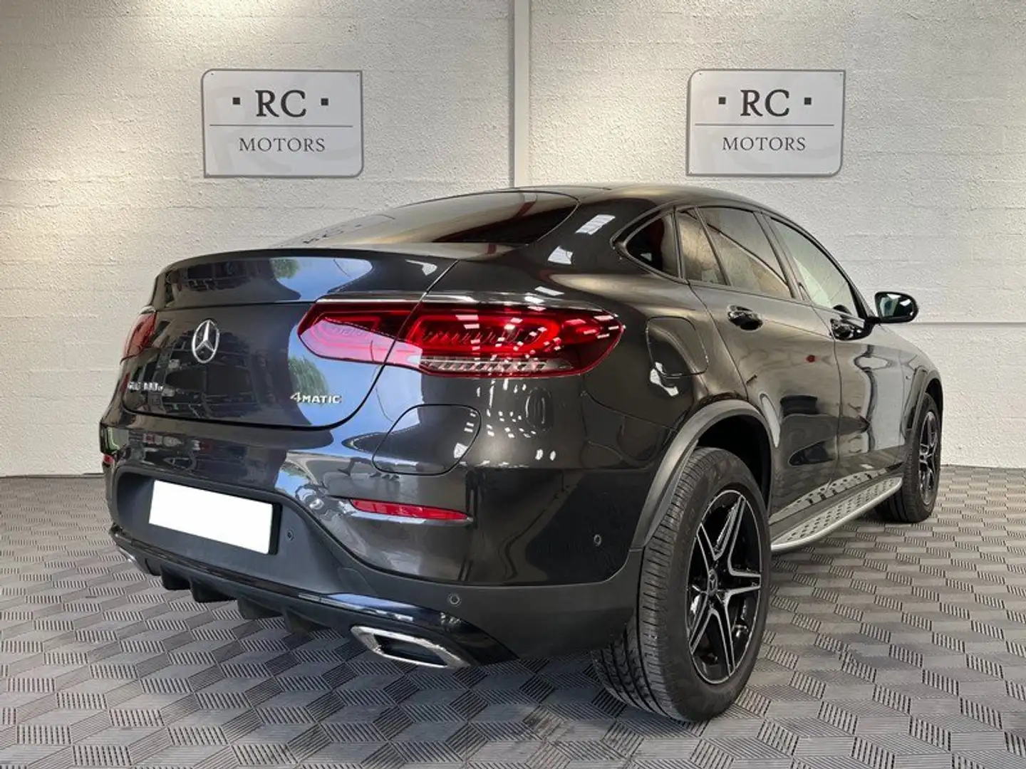 Mercedes-Benz GLC 300 GLC 300 e EQ POWER 9G-Tronic 4Matic AMG Line Gris - 2