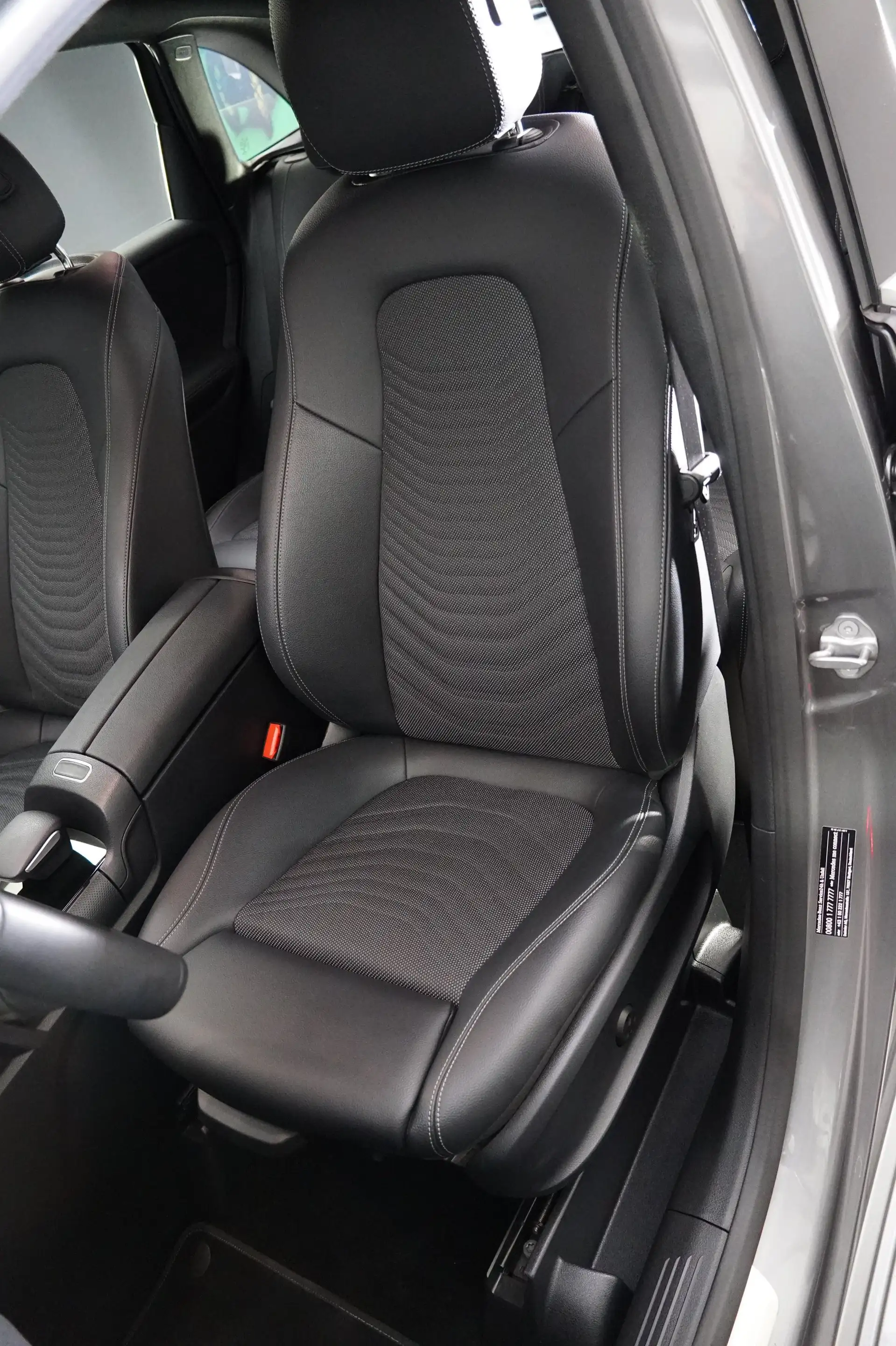 Mercedes-Benz B 220 4matik LED RFK el. Sitze — photo 7