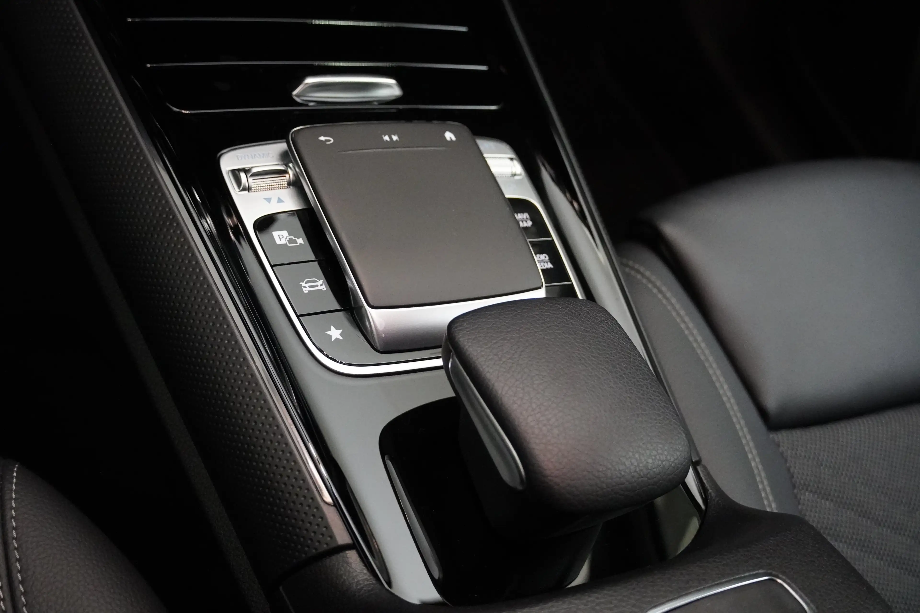 Mercedes-Benz B 220 4matik LED RFK el. Sitze — photo 15