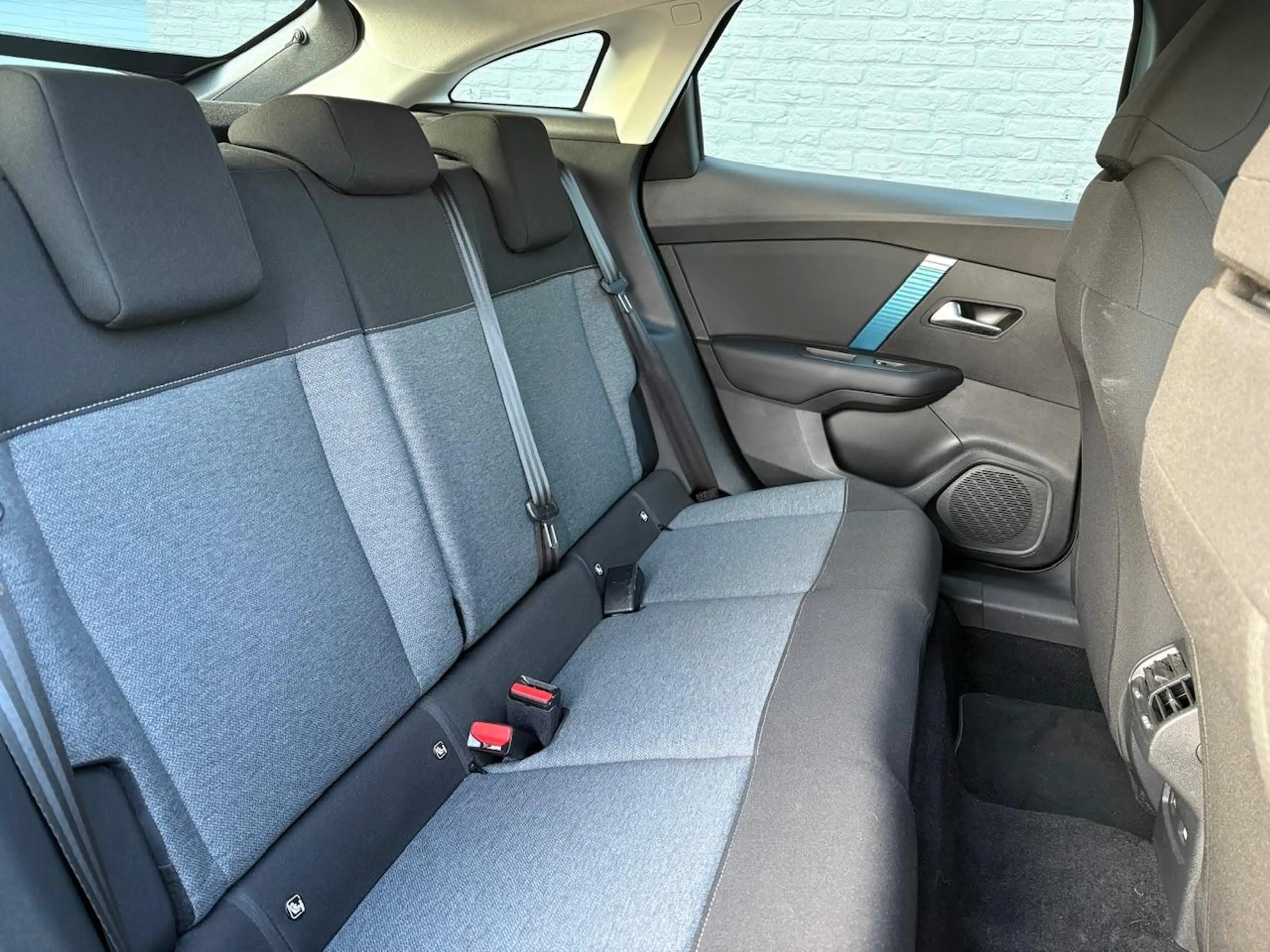 Citroen E-C4 Electric EV 50kWh 136pk Feel I Cruise Control I Carplay/And — photo 15