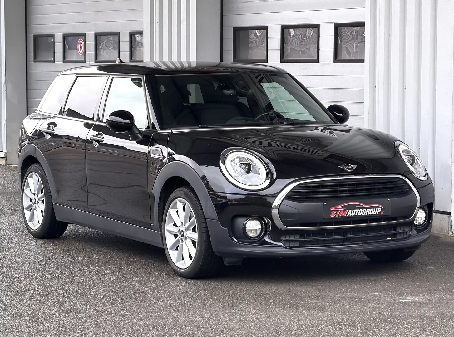 MINI One Clubman 1.5/Benzine/Led/Navi/Airco/Euro6d/Garantie Noir - 2