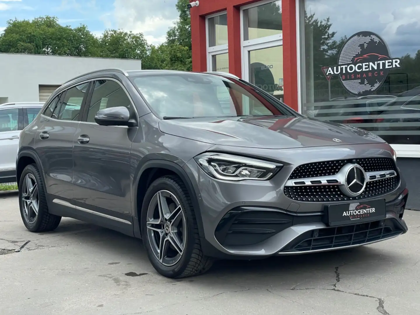 Mercedes-Benz GLA 220 d AMG-LINE/LED/R-KAMERA/ Gris - 2