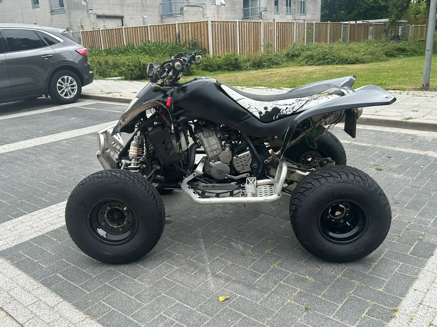 Suzuki LT-Z 400 AK47 - 2