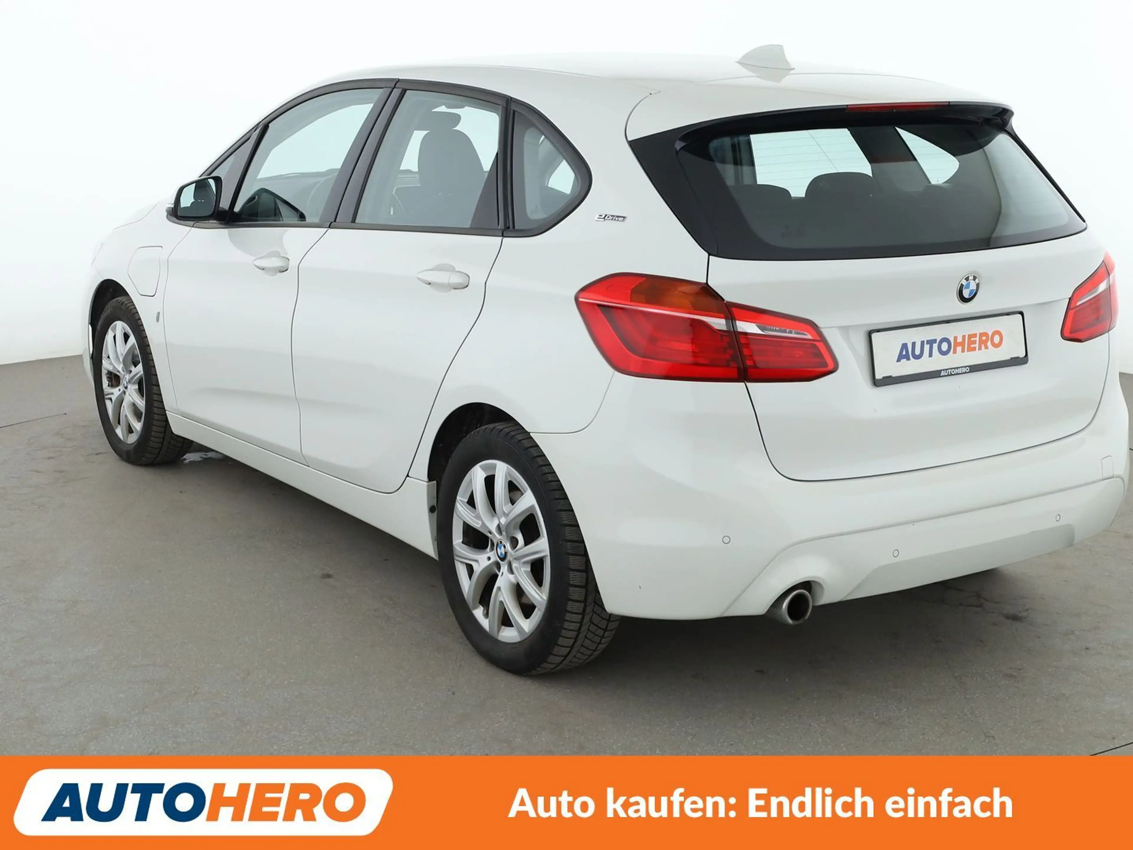 BMW 225 225xe Active Tourer Aut.*NAVI*PDC*SHZ* — photo 4