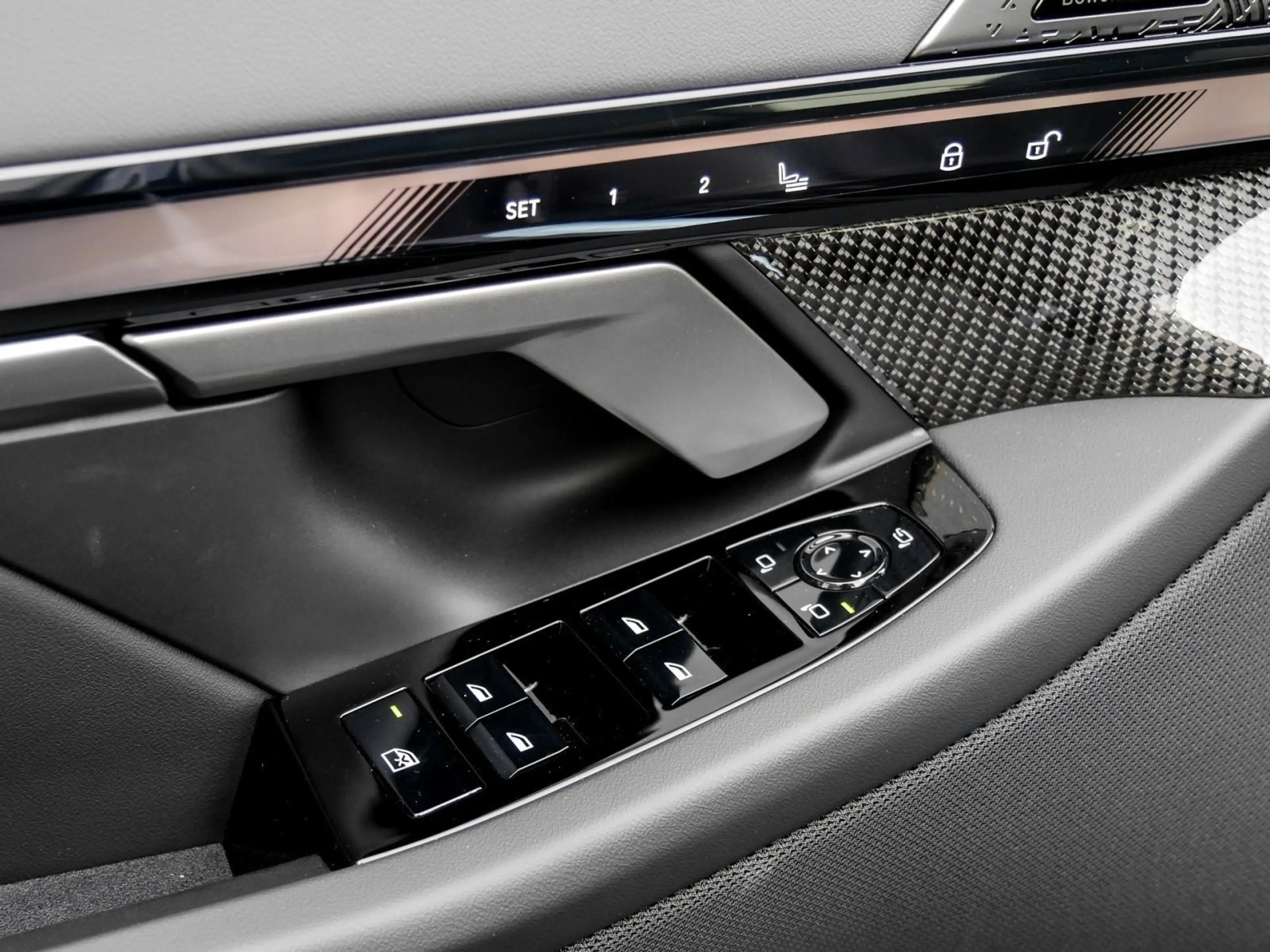 BMW 540 d xDrive M Sport HUD PANO ACC AHK 360°KAM LM — photo 14