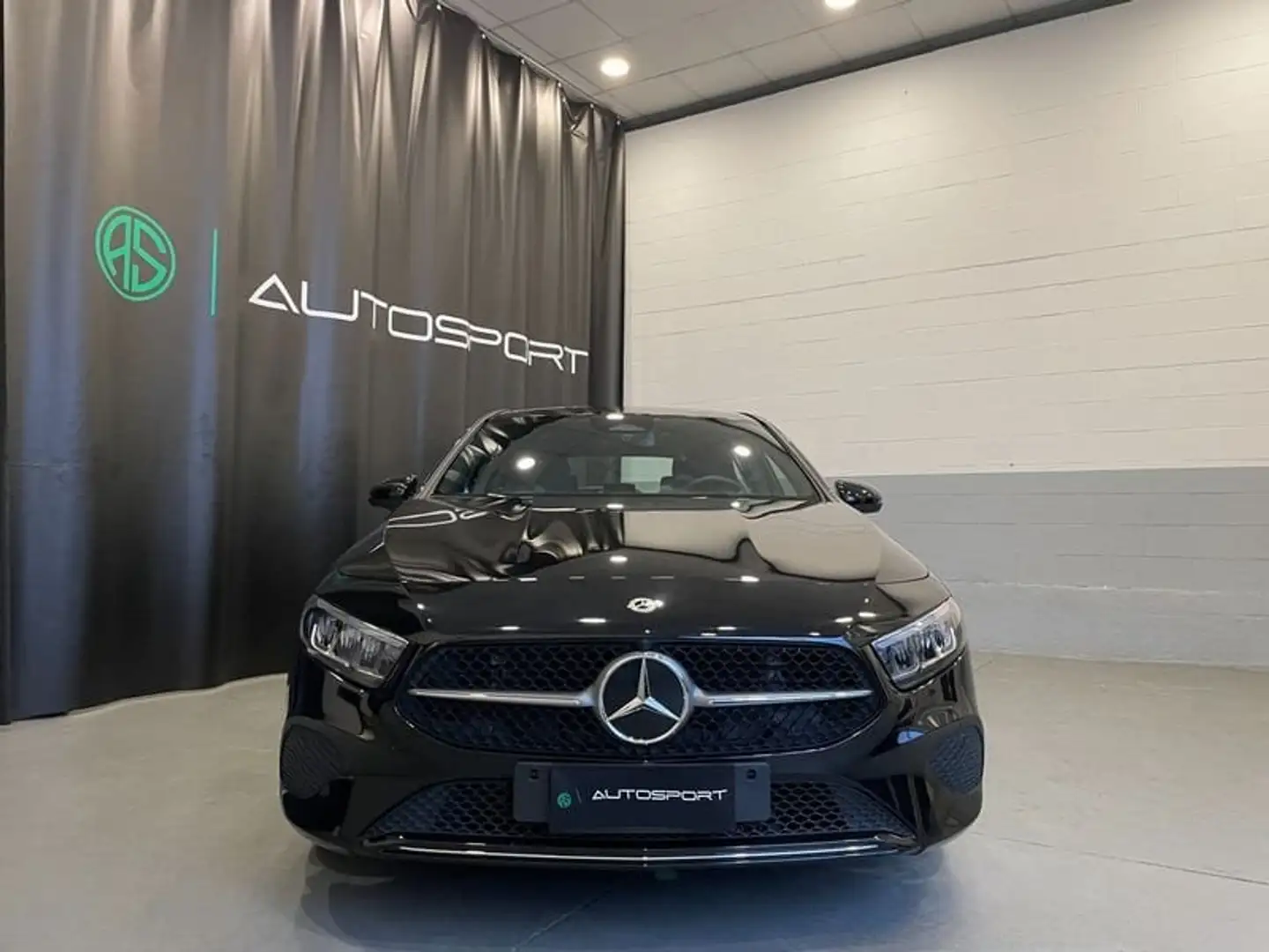 Mercedes-Benz A 180 A 180 d Automatic Advanced Plus Progressive Nero - 2
