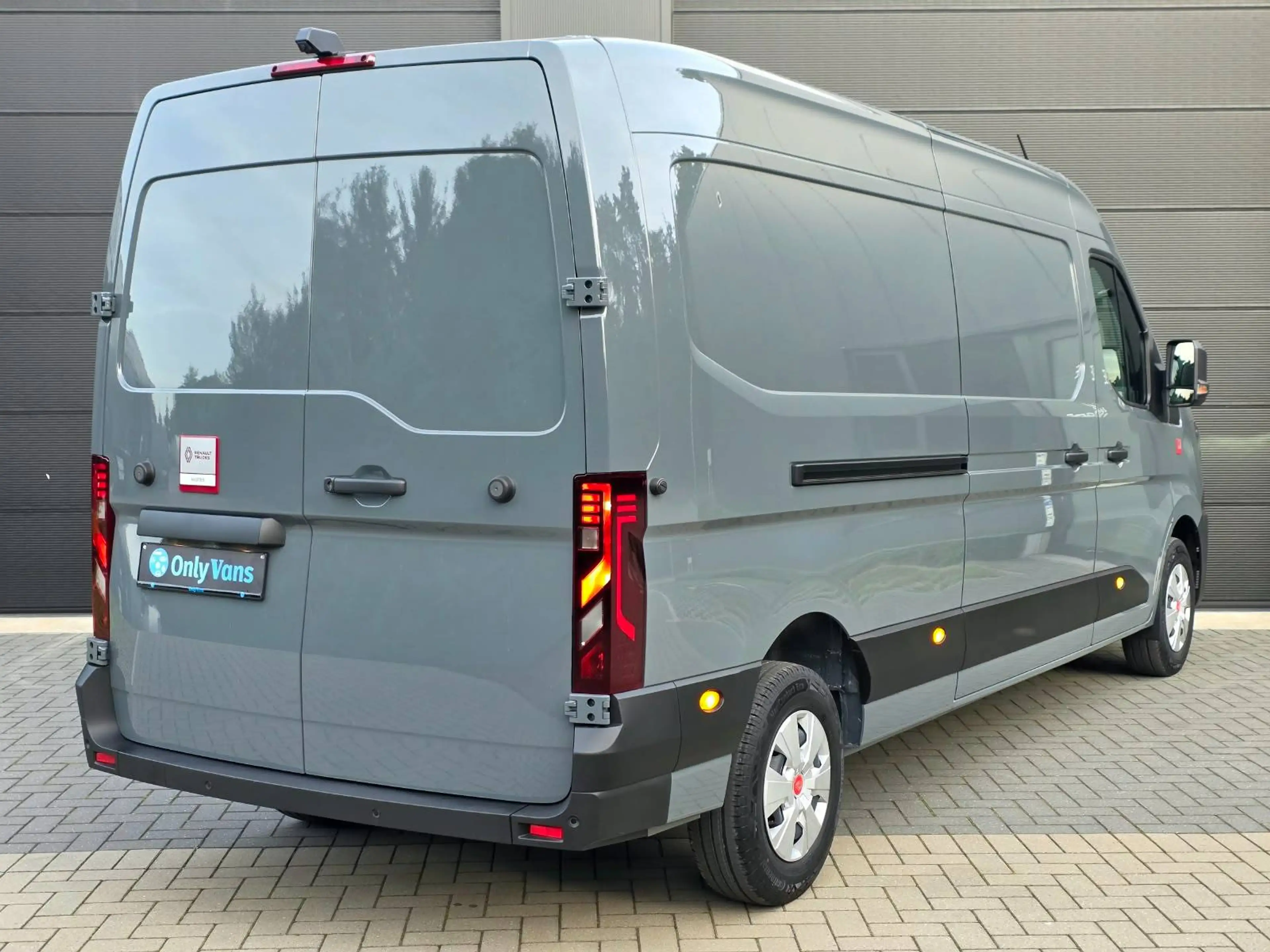 Renault Master 2.0d / L3 H2 / Red edition uitvoering / Automaat / Nieuw / €34.990 ex. btw — photo 6