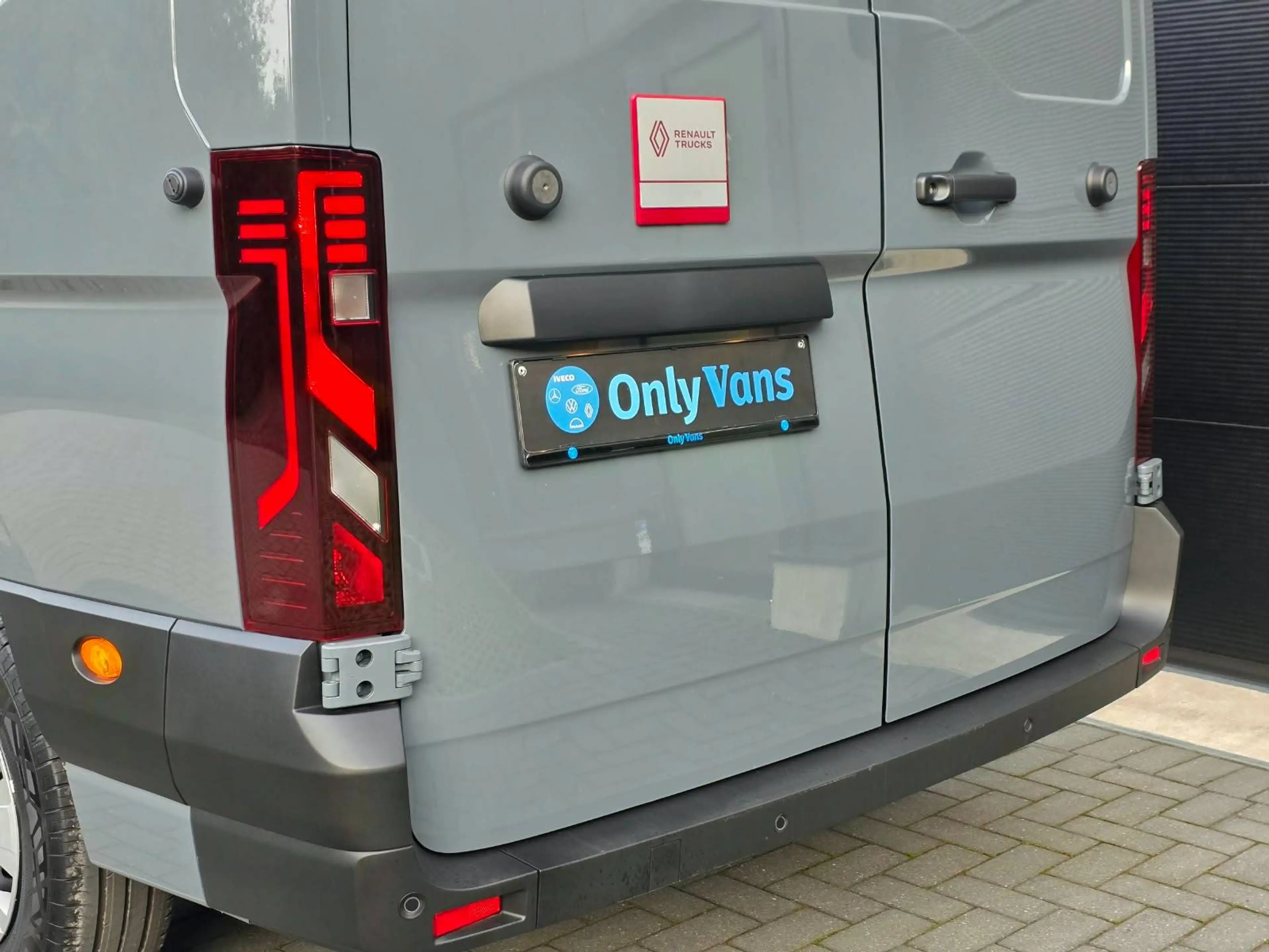 Renault Master 2.0d / L3 H2 / Red edition uitvoering / Automaat / Nieuw / €34.990 ex. btw — photo 9