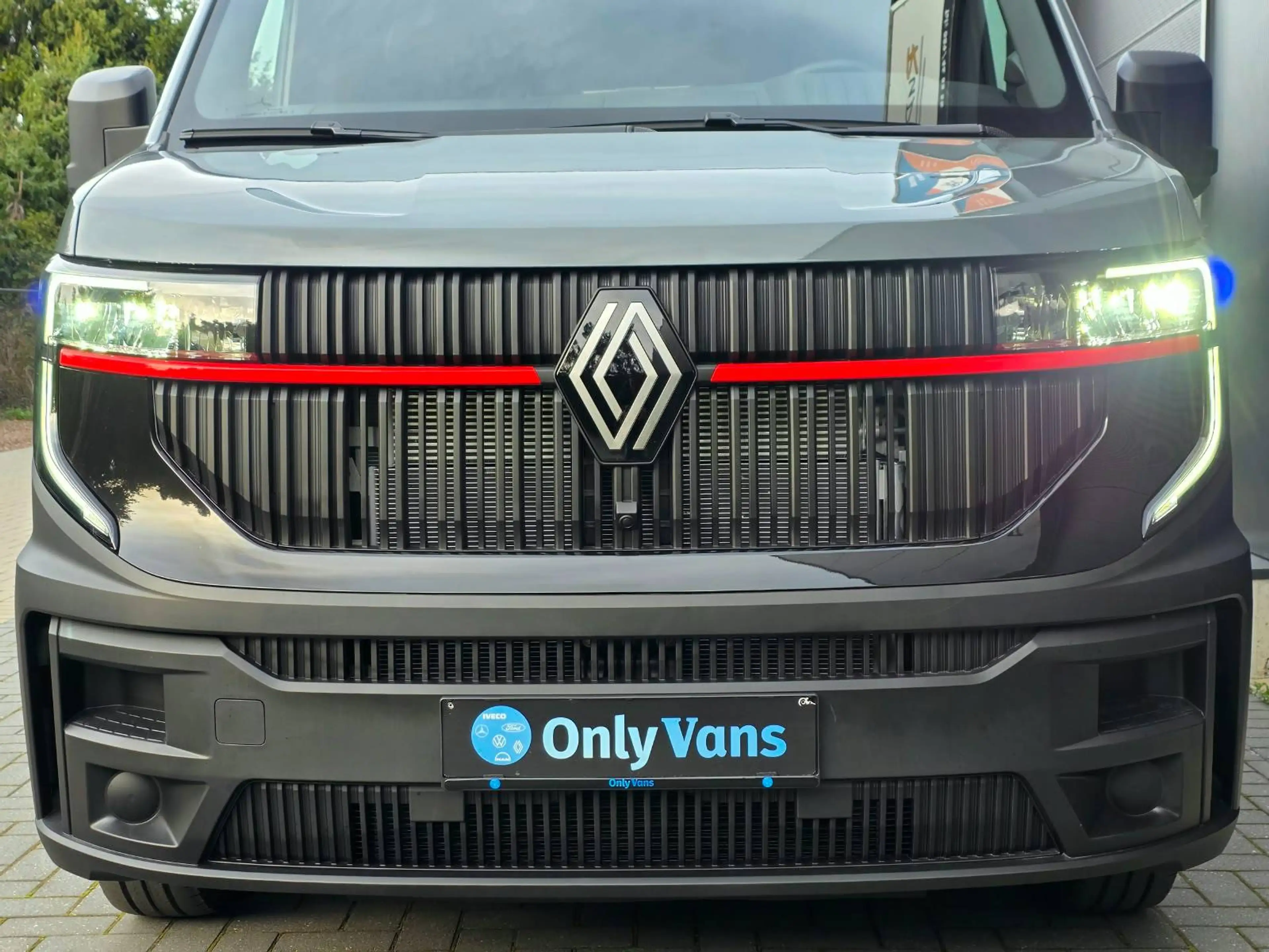 Renault Master 2.0d / L3 H2 / Red edition uitvoering / Automaat / Nieuw / €34.990 ex. btw — photo 8