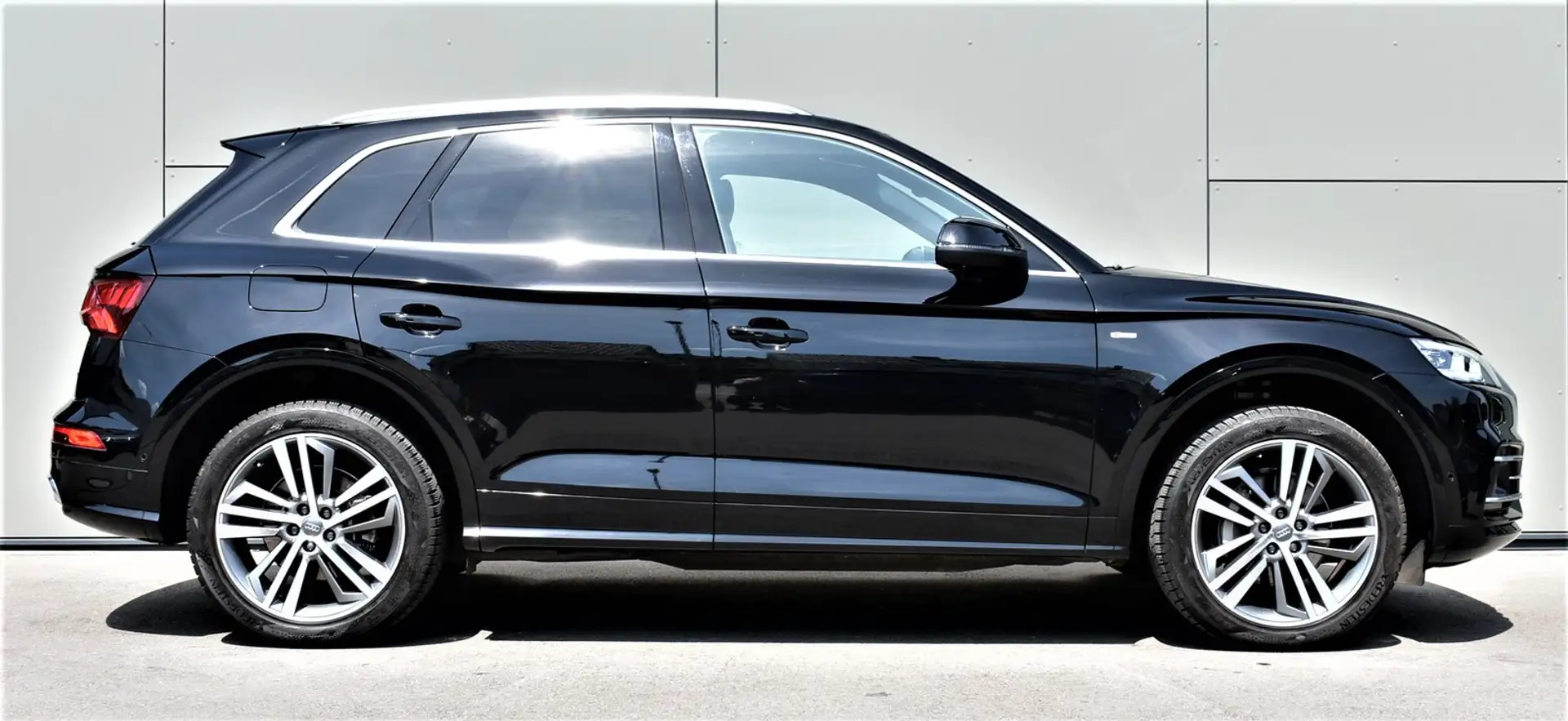 Audi Q5 quattro S-LINE/ MATRIX/360°/PANO/HUD/ACC/NAVI Schwarz - 2