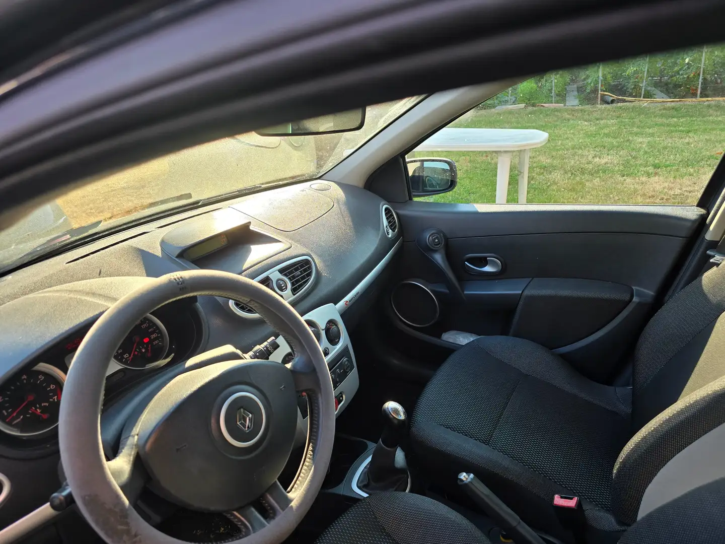 Renault Clio Clio III 2005 5p 1.2 16v Rip Curl Grigio - 1
