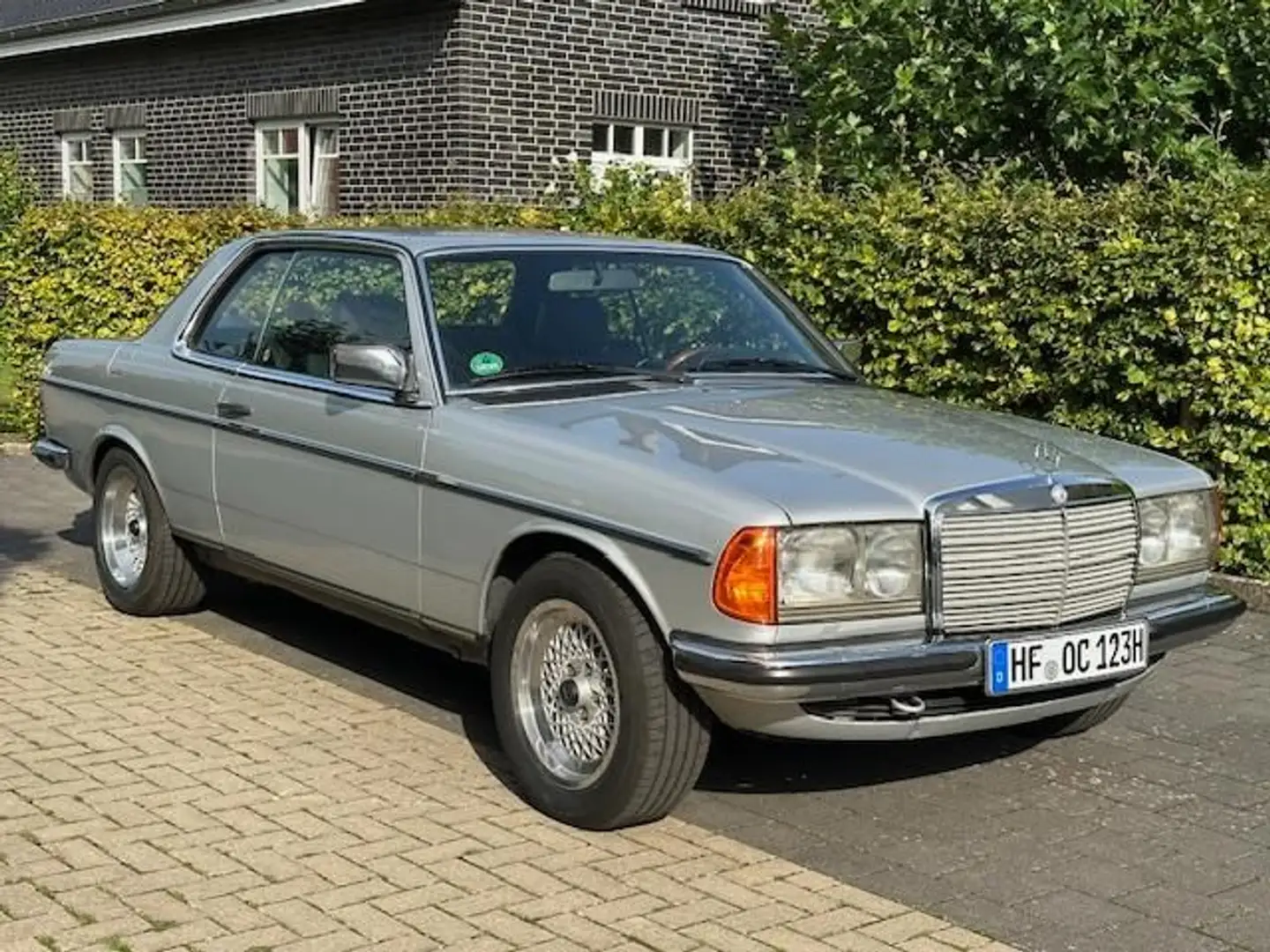 Mercedes-Benz CE 280 Schiebedach 2 Hand Silber - 2