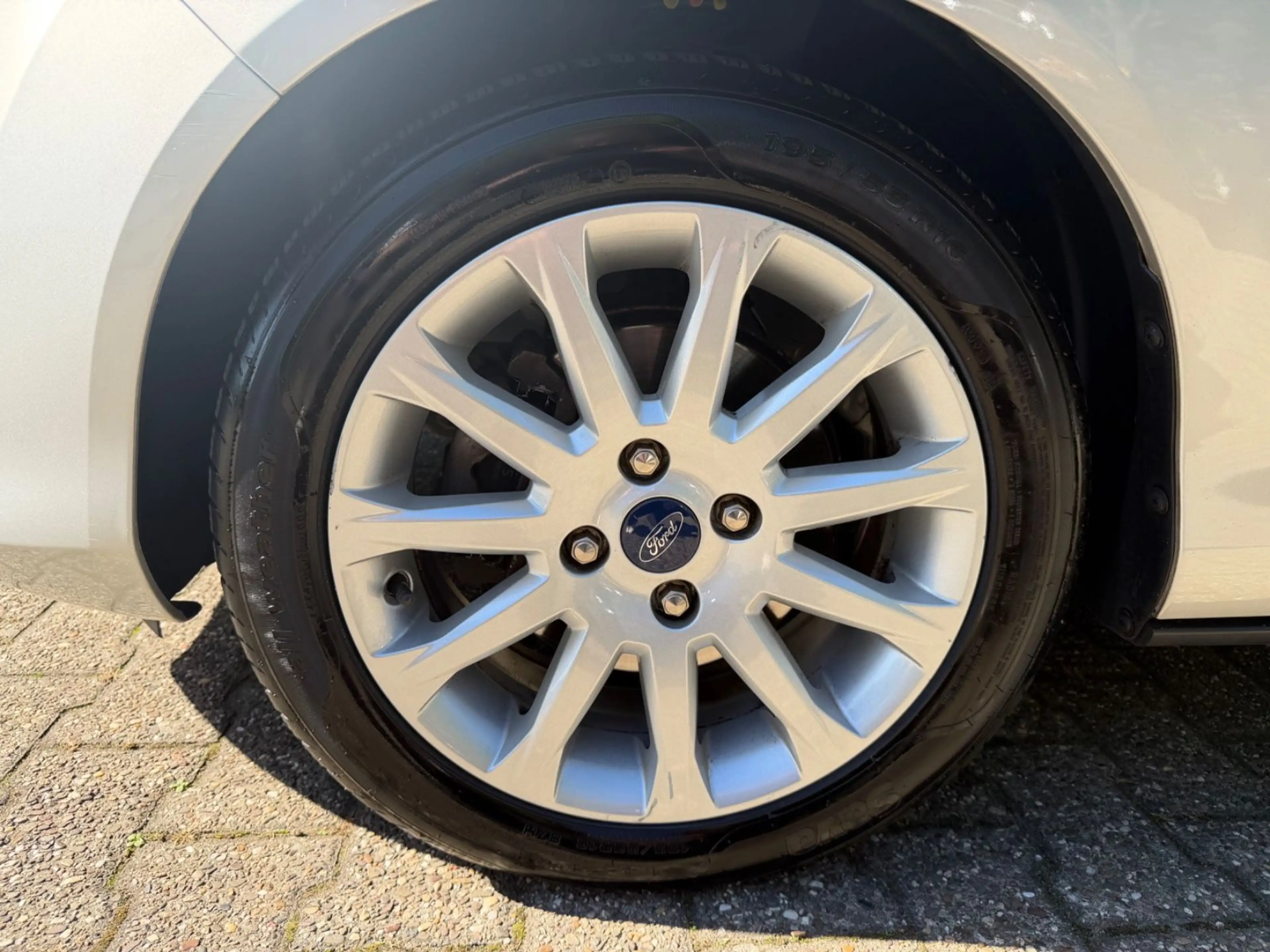 Ford B-Max B-MAX Titanium/Automatik/TÜV Neu — photo 8