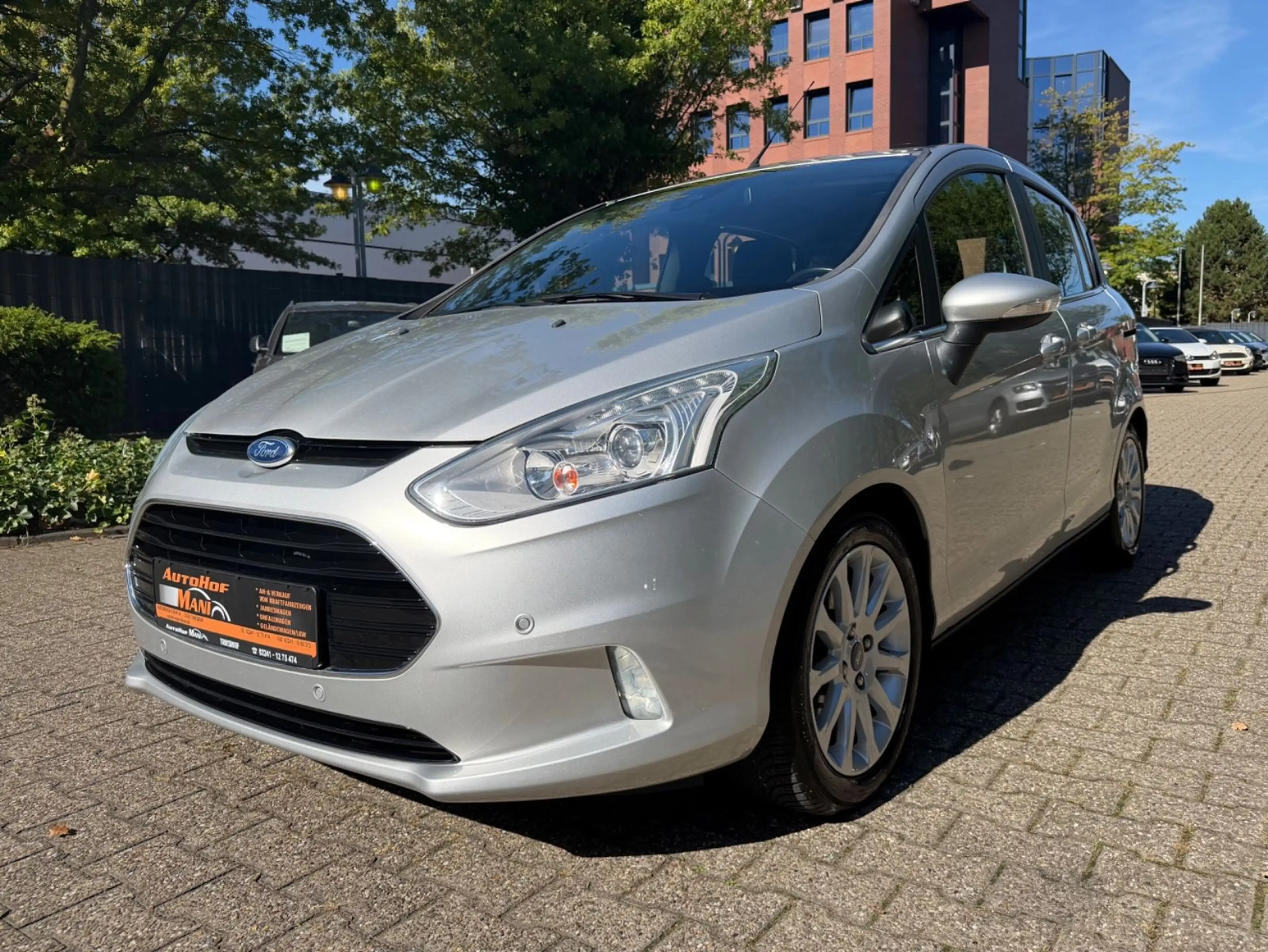 Ford B-Max B-MAX Titanium/Automatik/TÜV Neu — photo 2